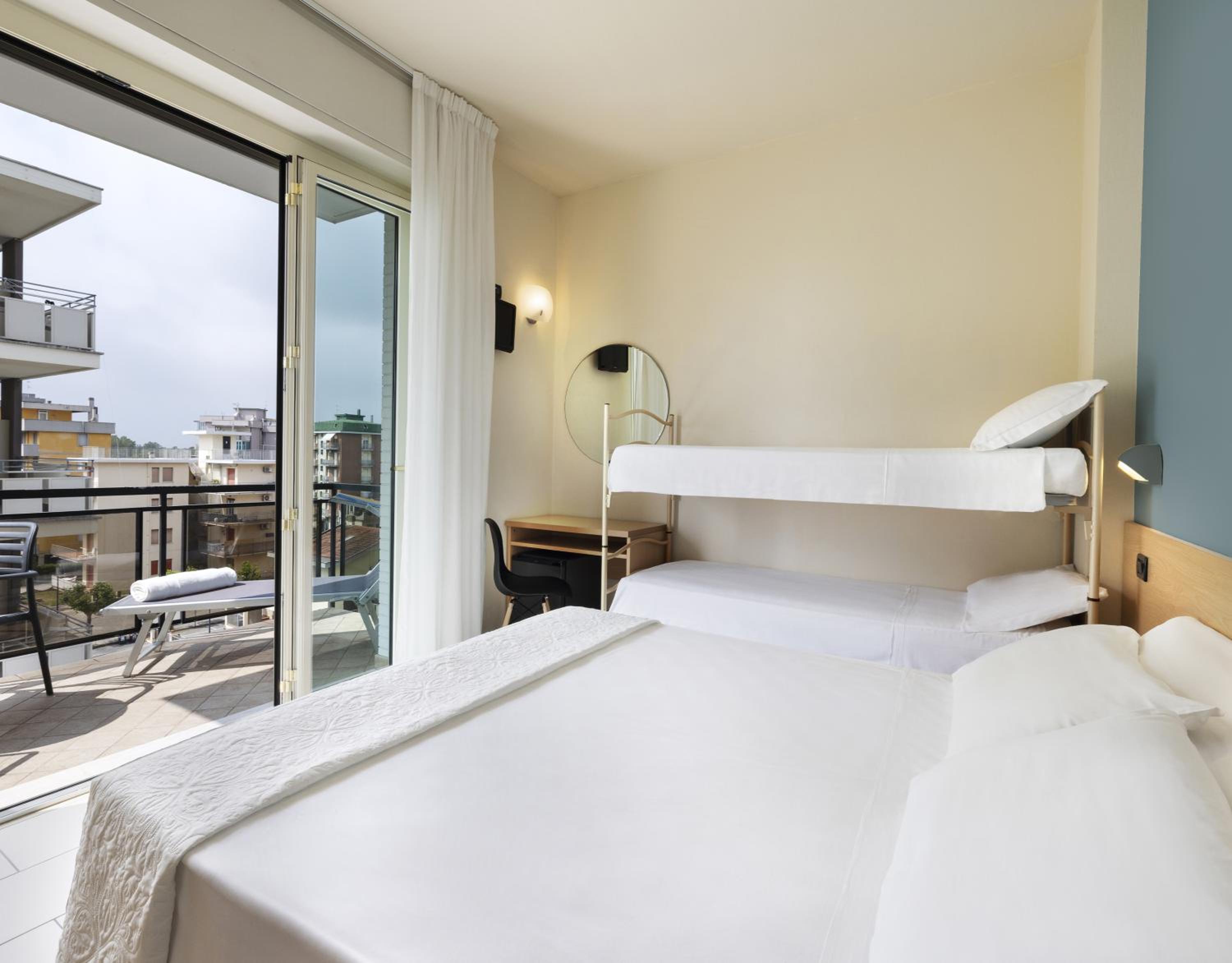 Classic Double Room photo 2