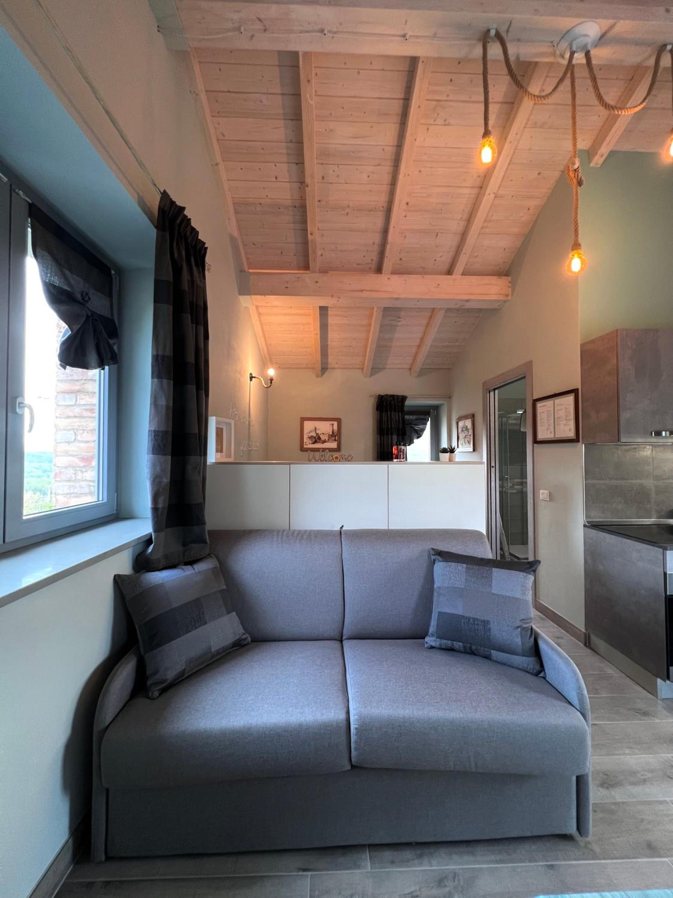 Apartment with Balcony photo 1
