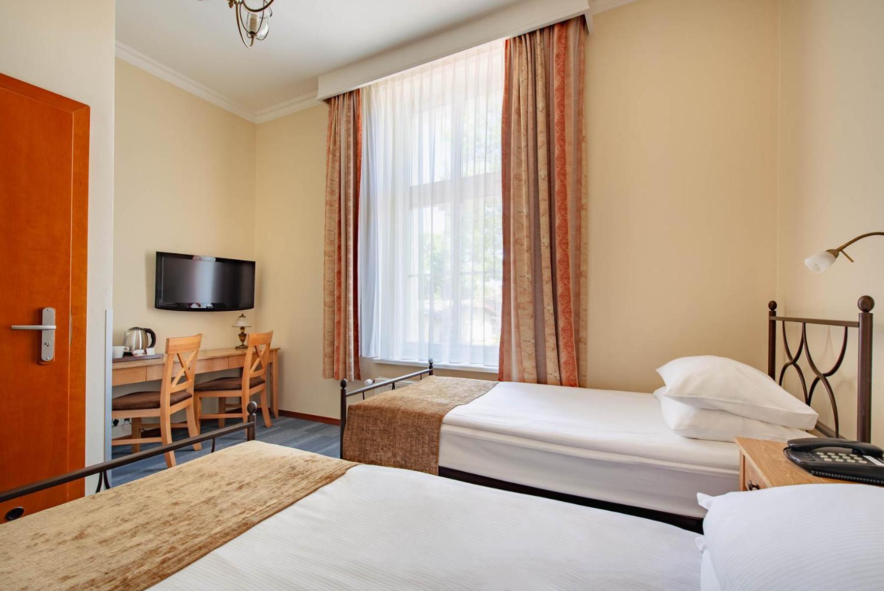 Standard Double Room - Photo 1