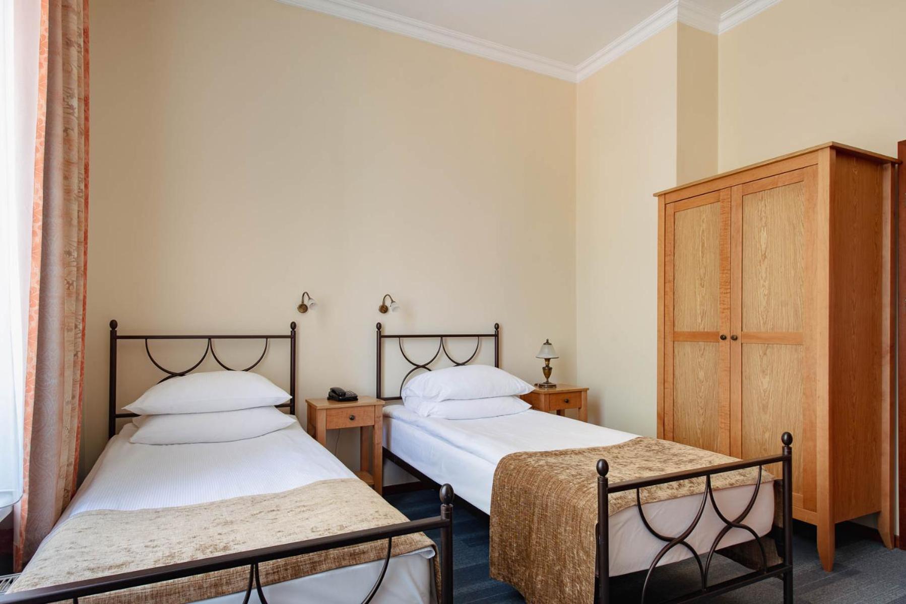 Standard Double Room - Photo 2
