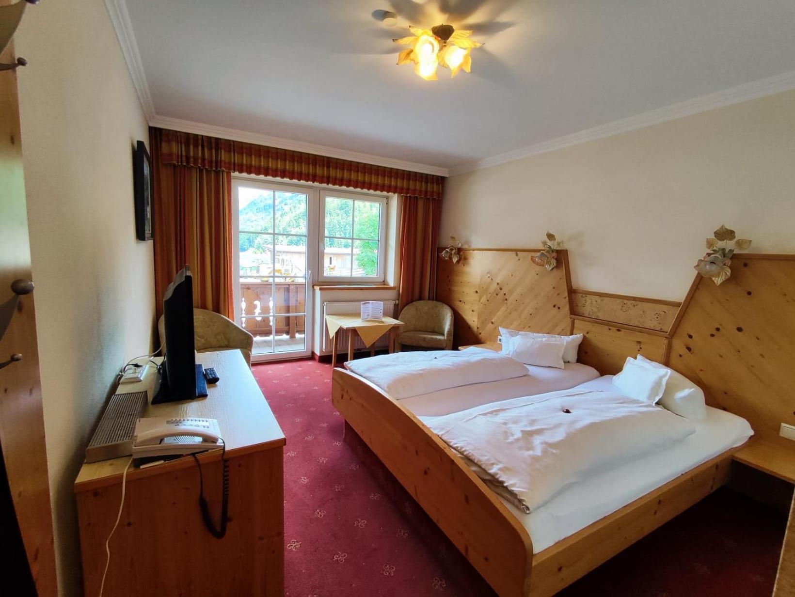 Double Room with Shower - Annex photo 3