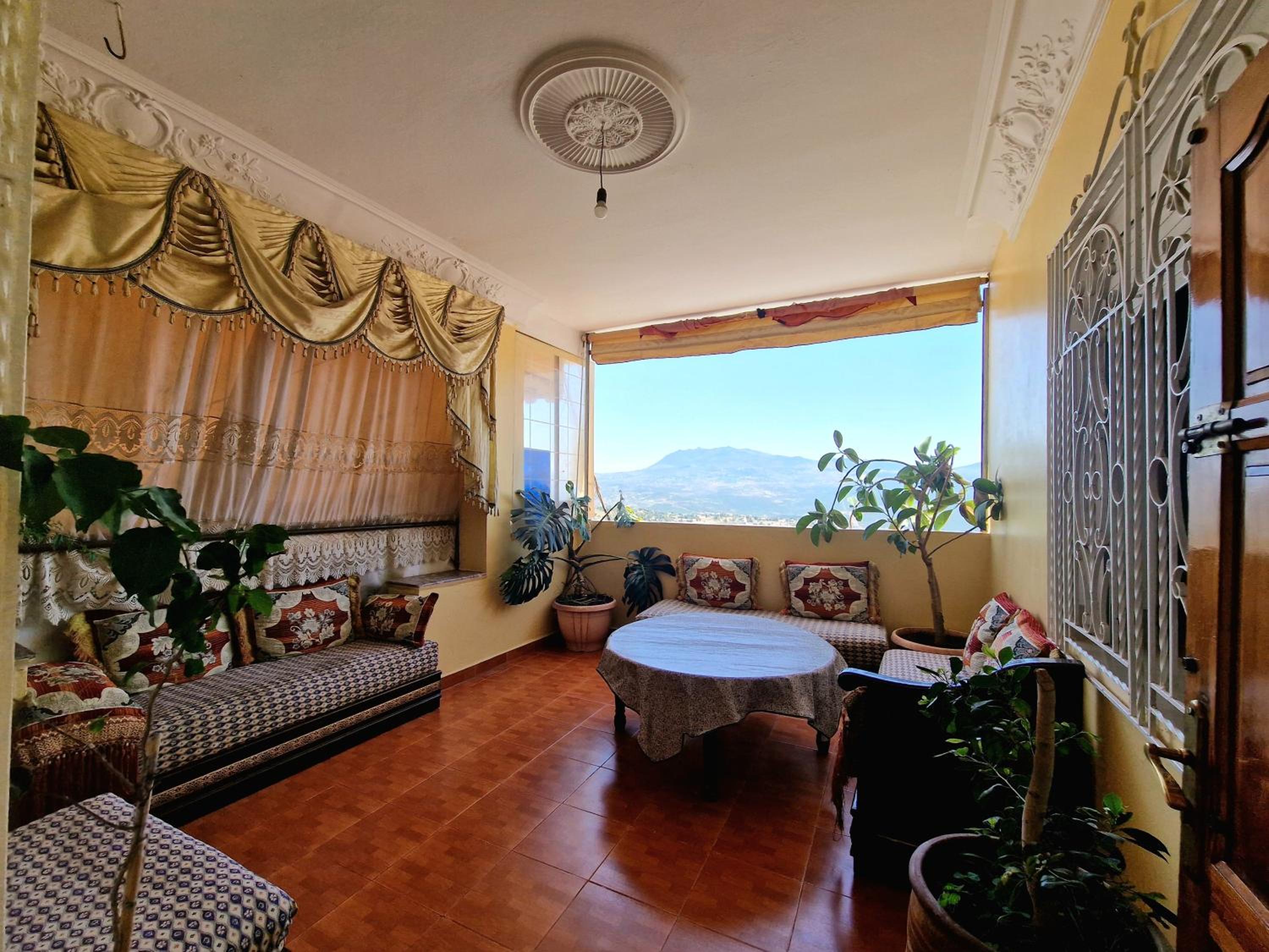Two-Bedroom Apartment with Balcony photo 2