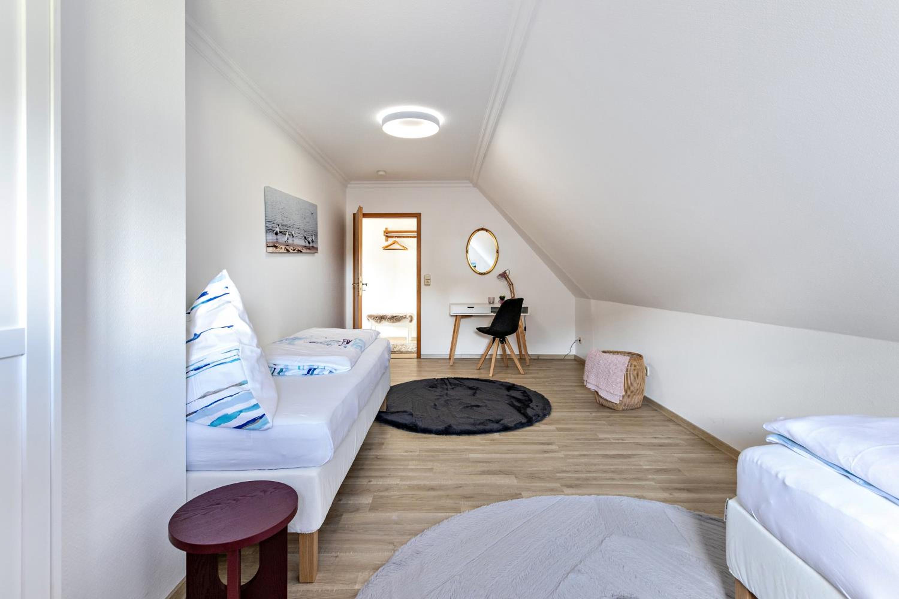 Two-Bedroom Deluxe Apartment with Garden View photo 3
