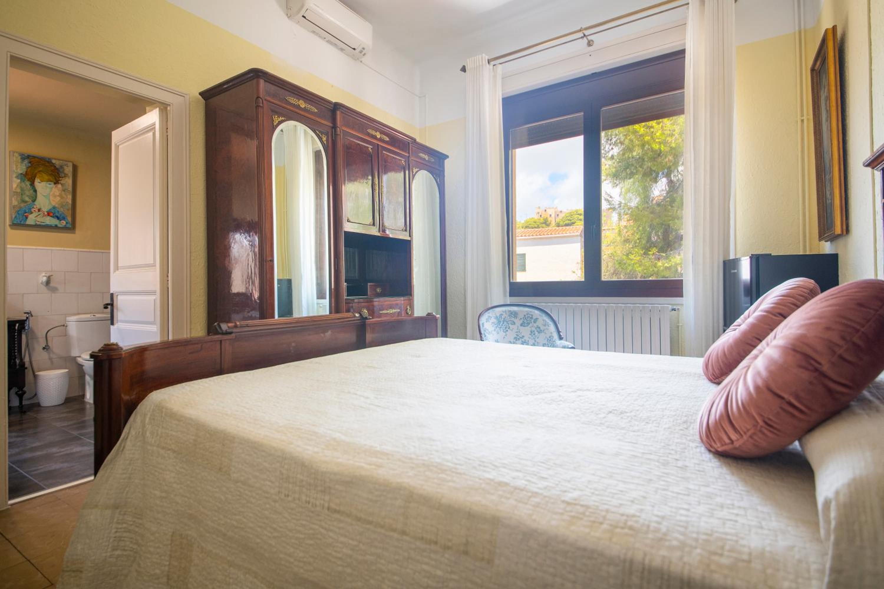 Double Room with Garden View - Photo 6