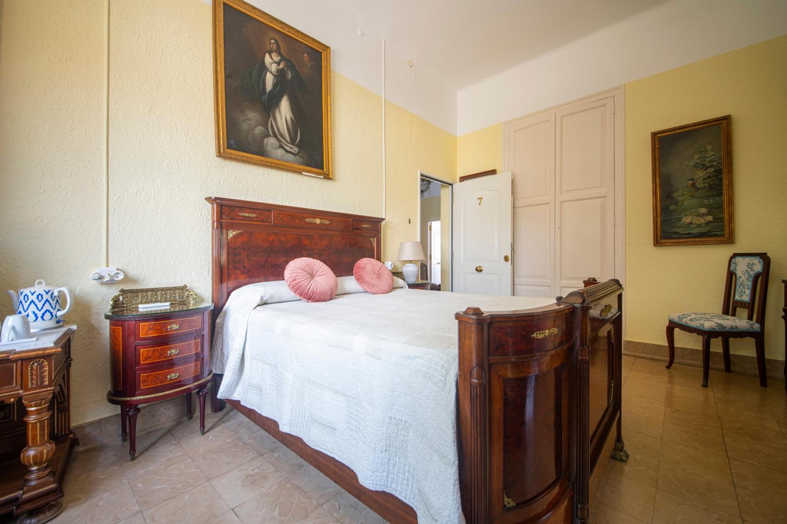 Double Room with Garden View - Photo 7