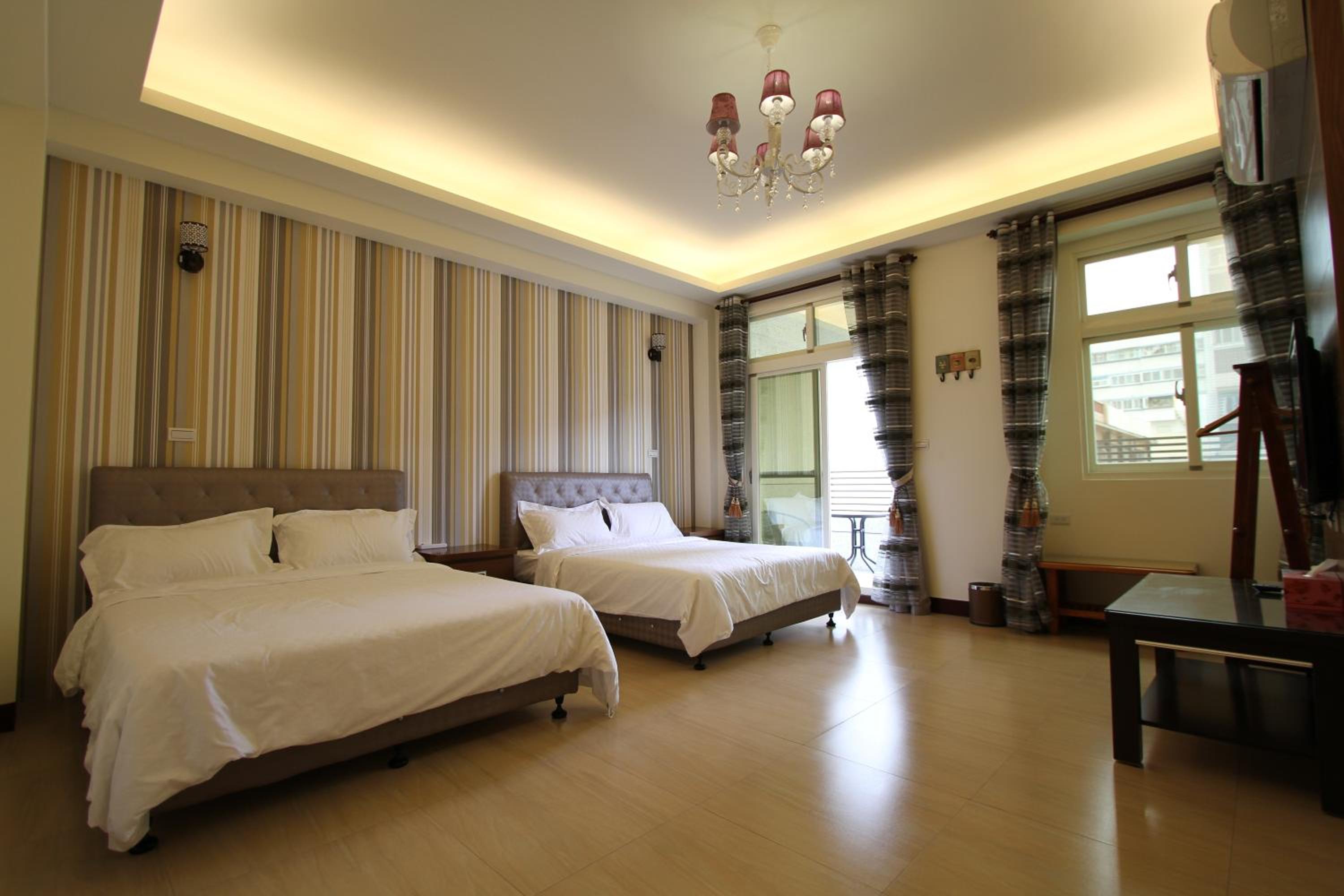 Standard Quadruple Room - Photo 7