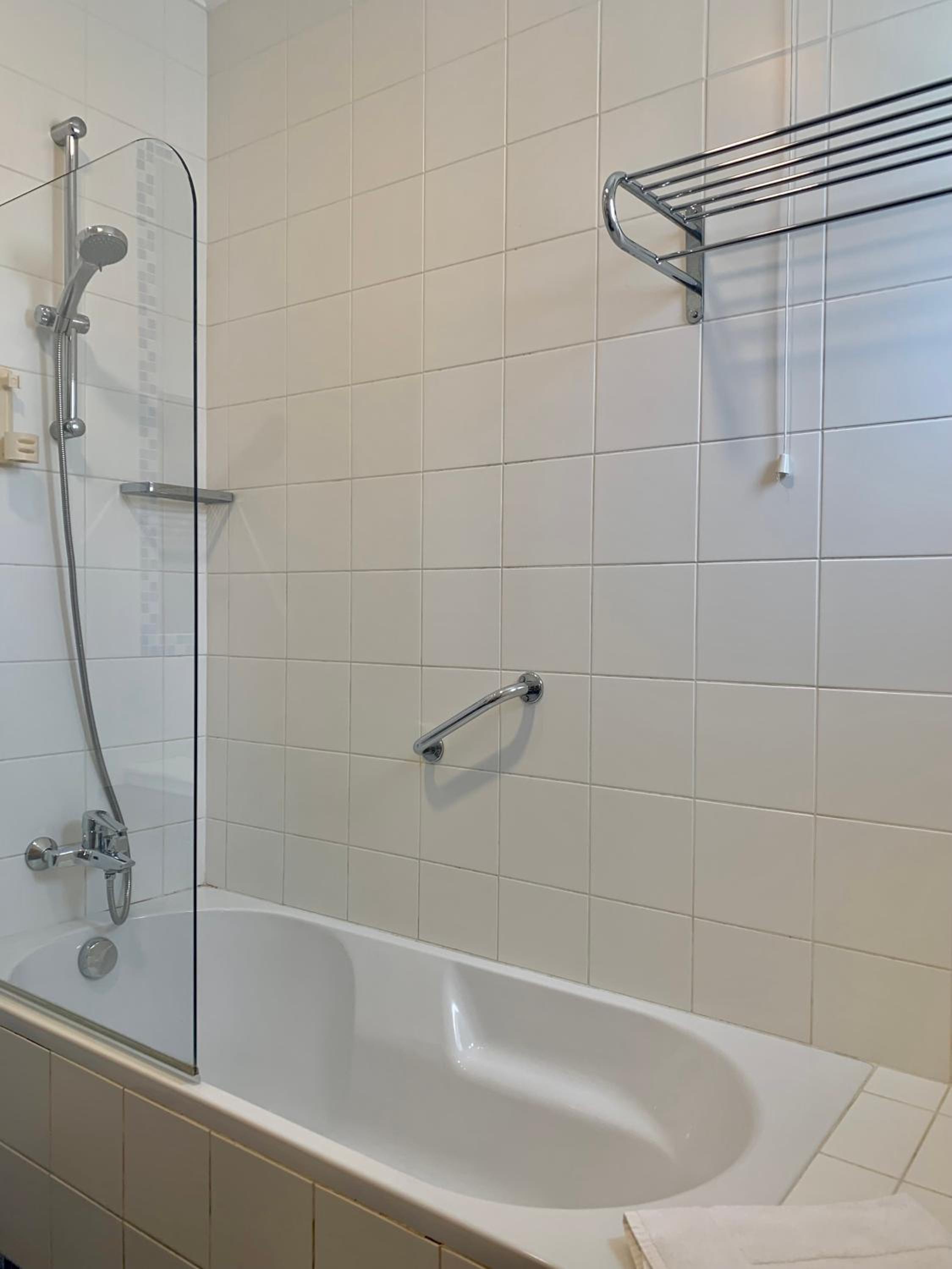 Superior Twin Room - Photo 2