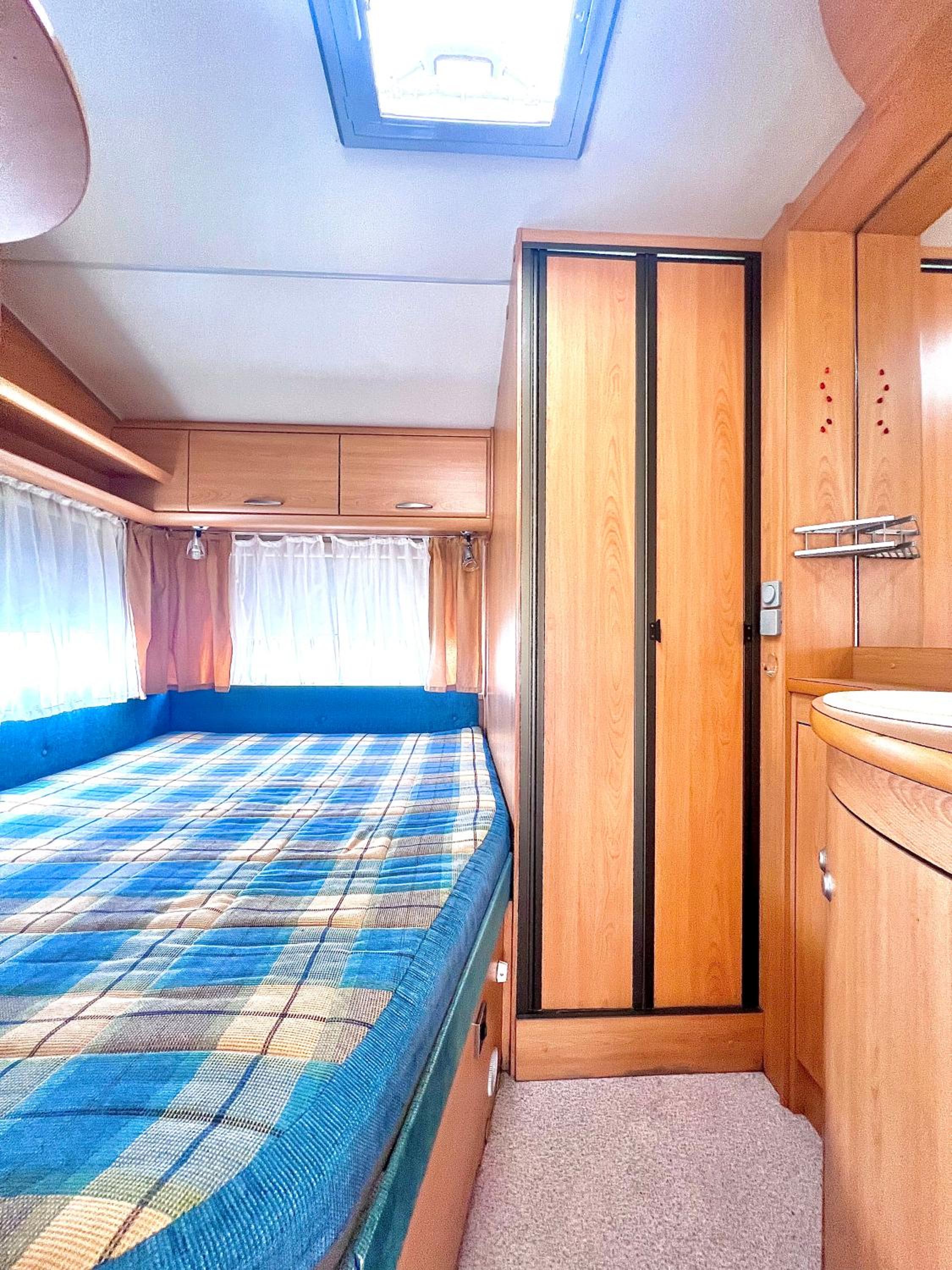 Mobile Home photo 3