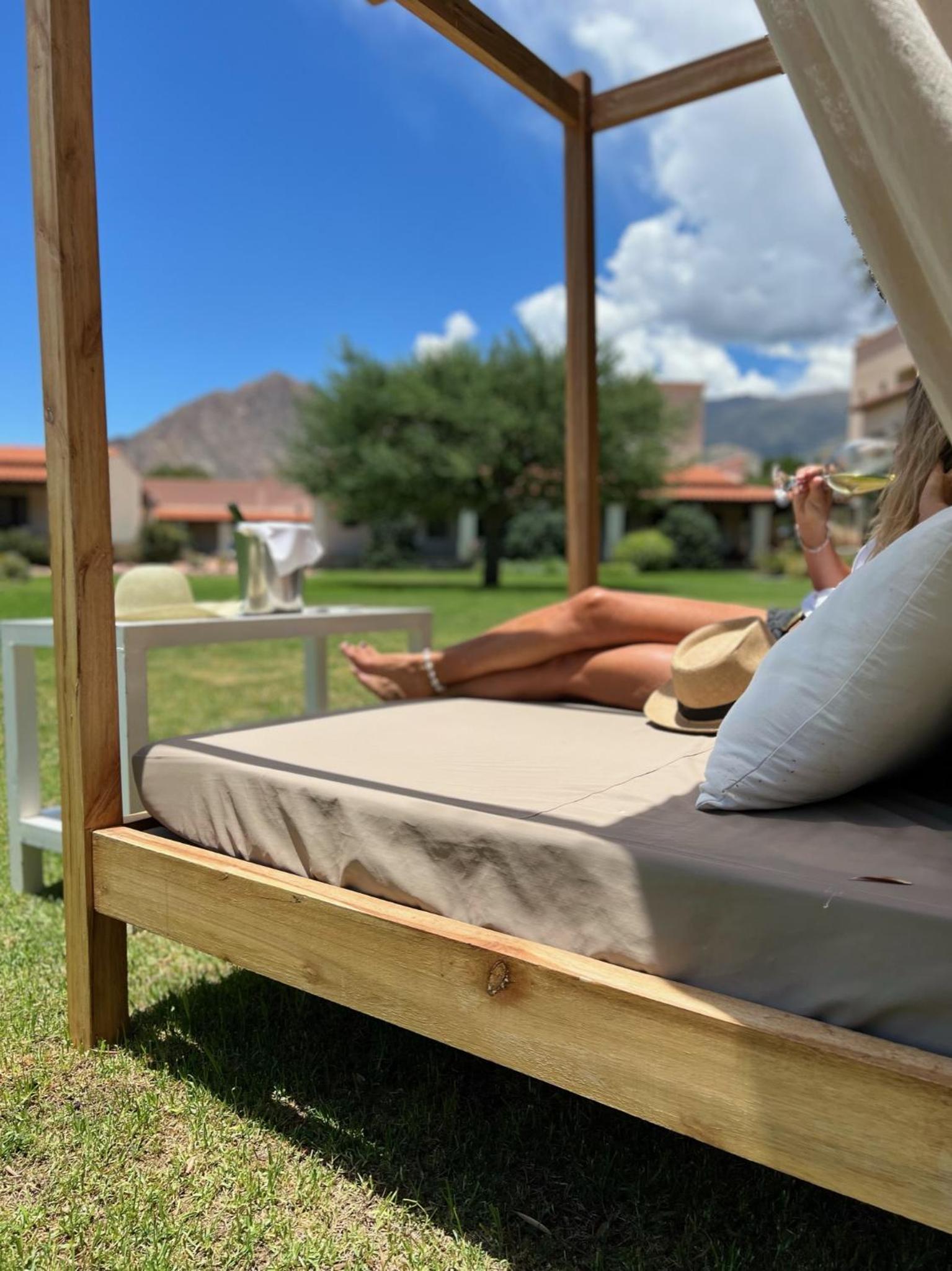 Double or Twin Room with Garden View photo 2