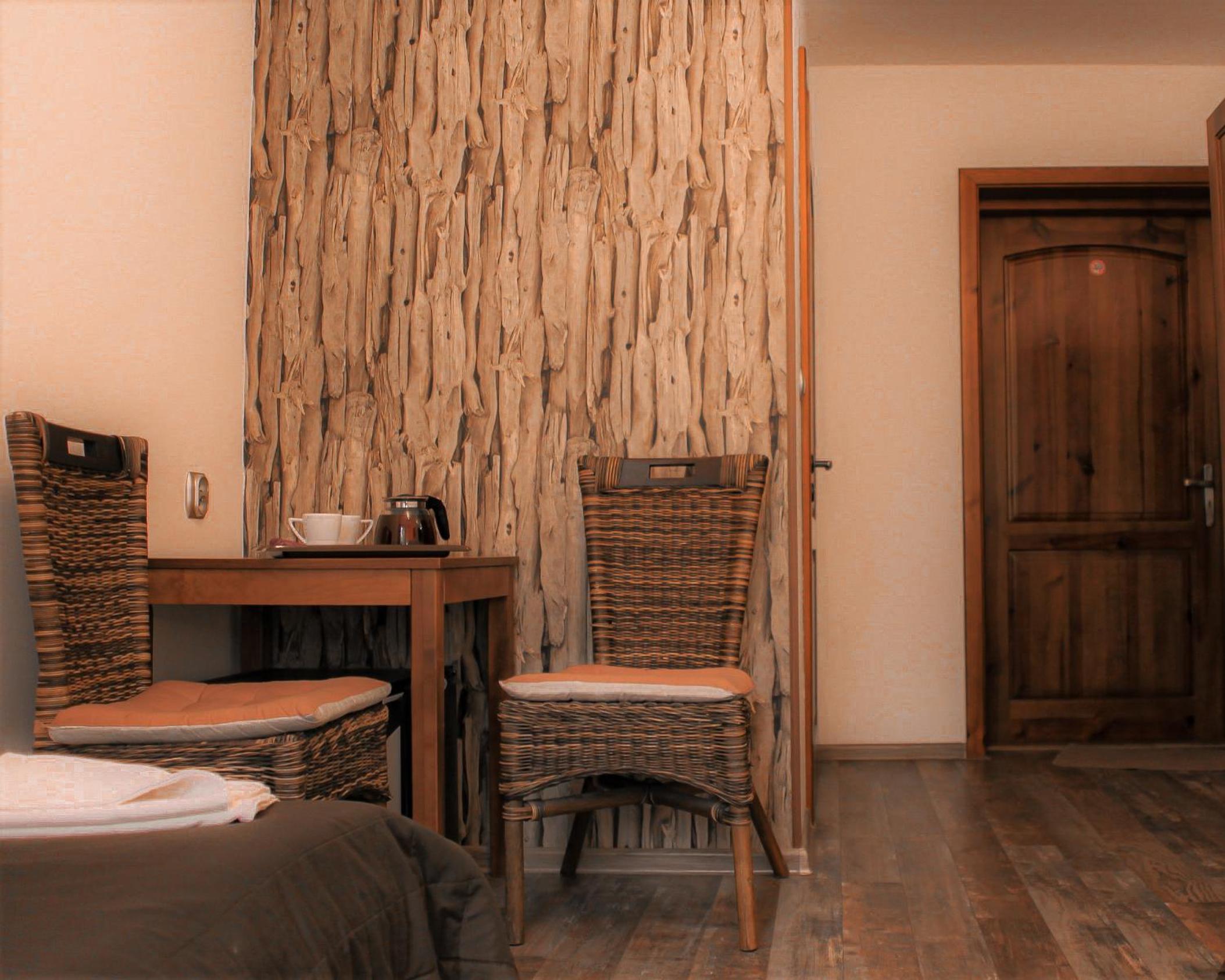 Twin Room - Photo 3