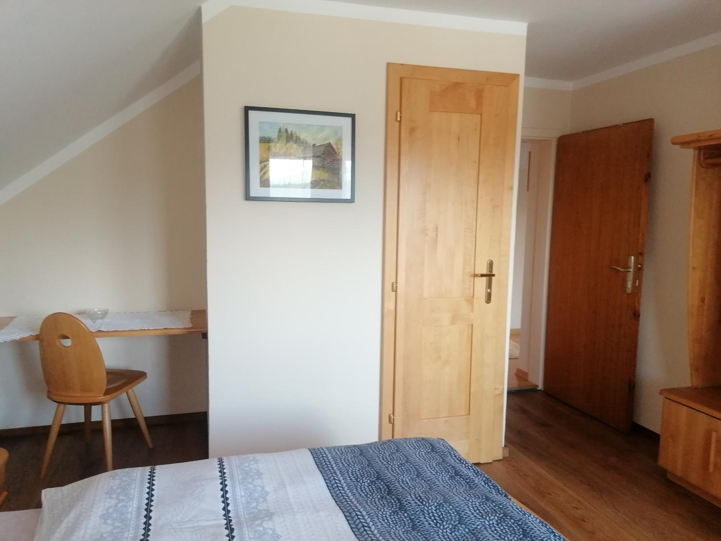 Apartment with Mountain View - Photo 10