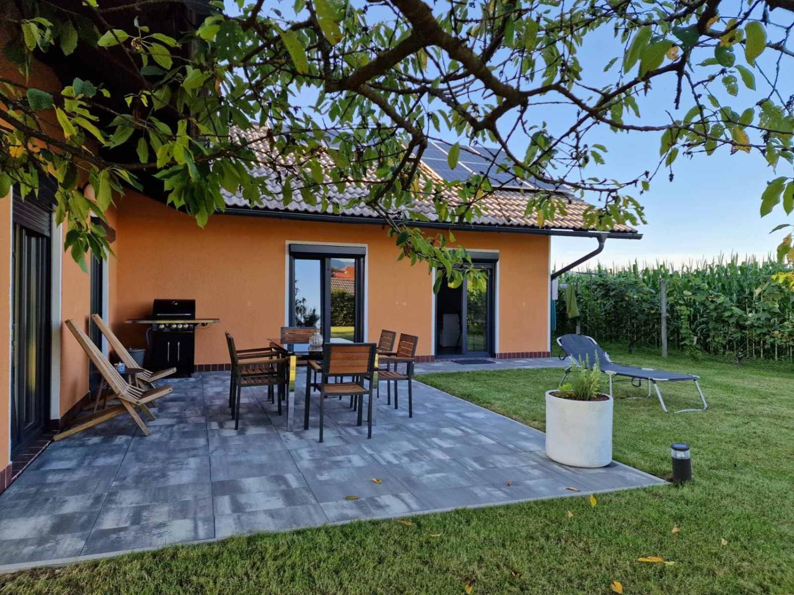 Four-Bedroom House photo 1