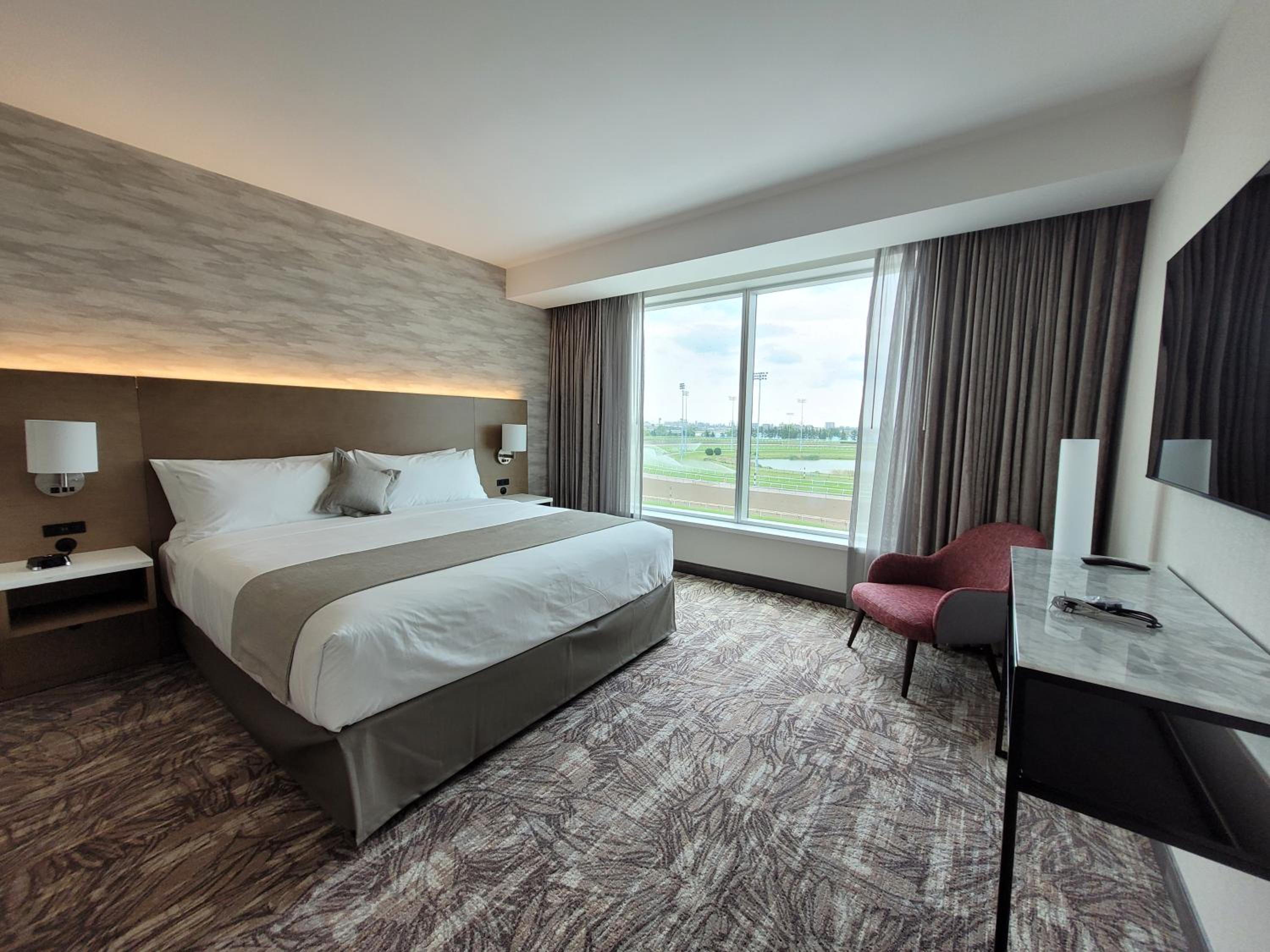Racetrack Two Bedroom Suite