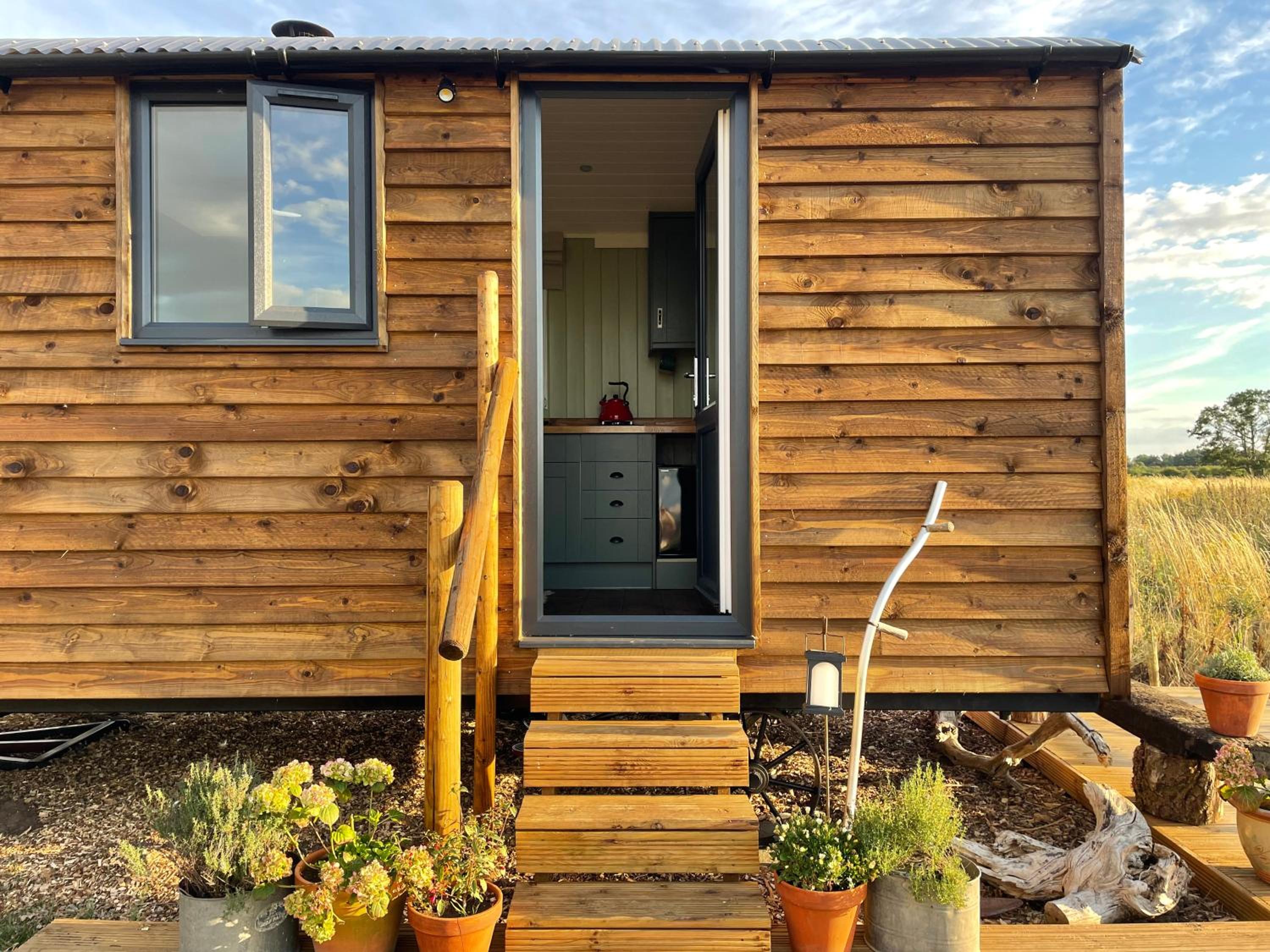Mobile Home photo 2