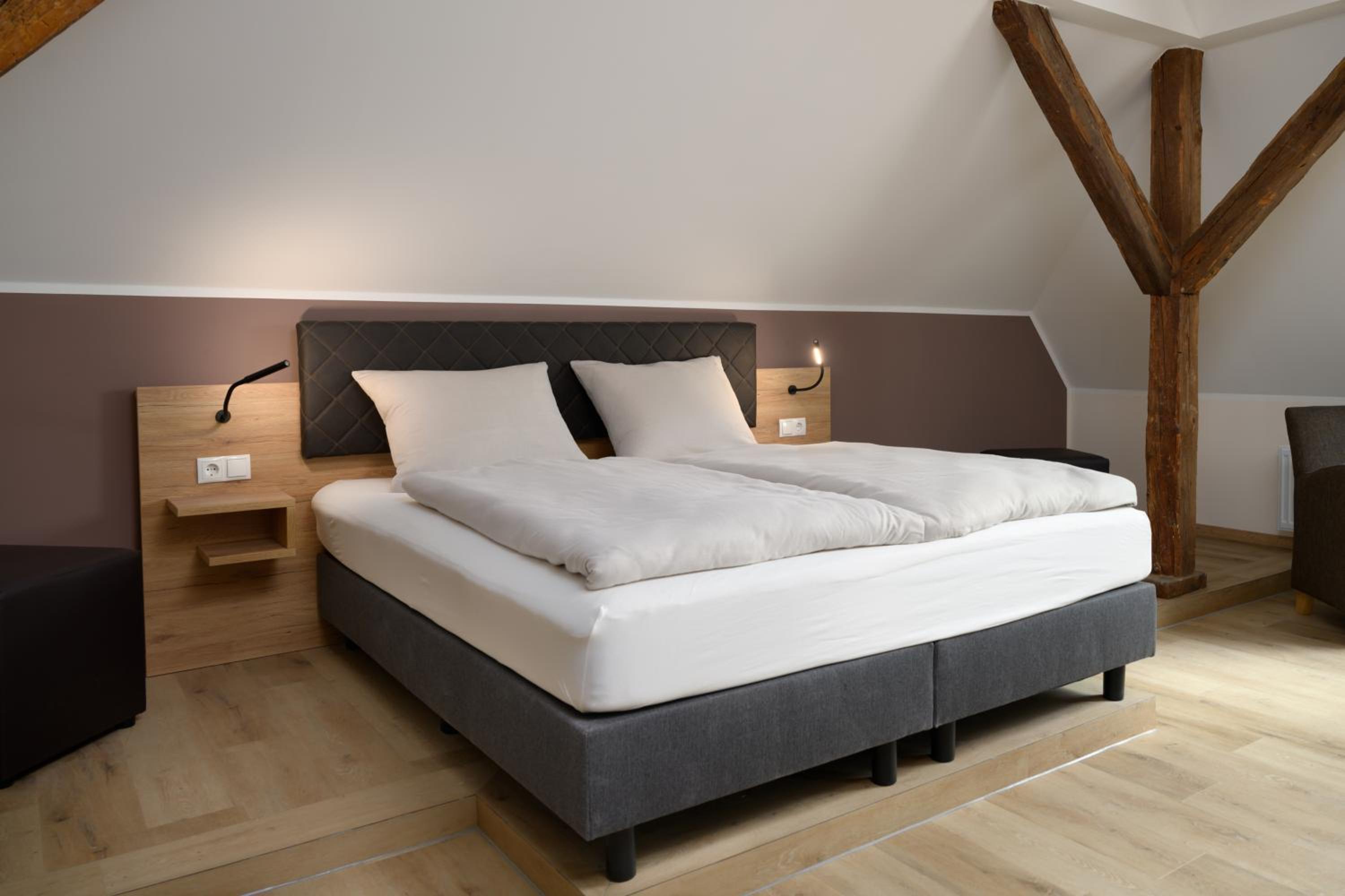 Deluxe Double Room with Bath
