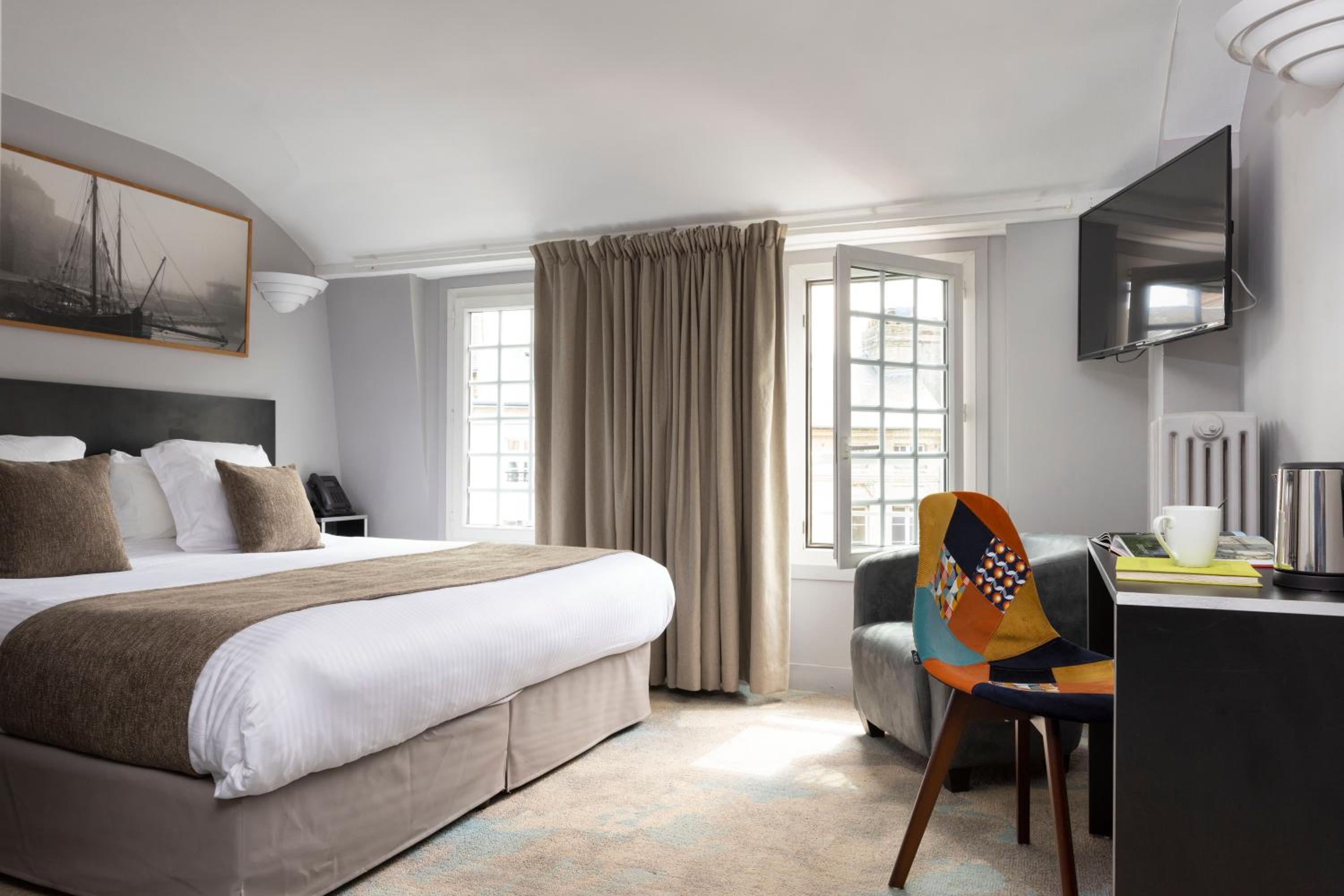 Large Double Room