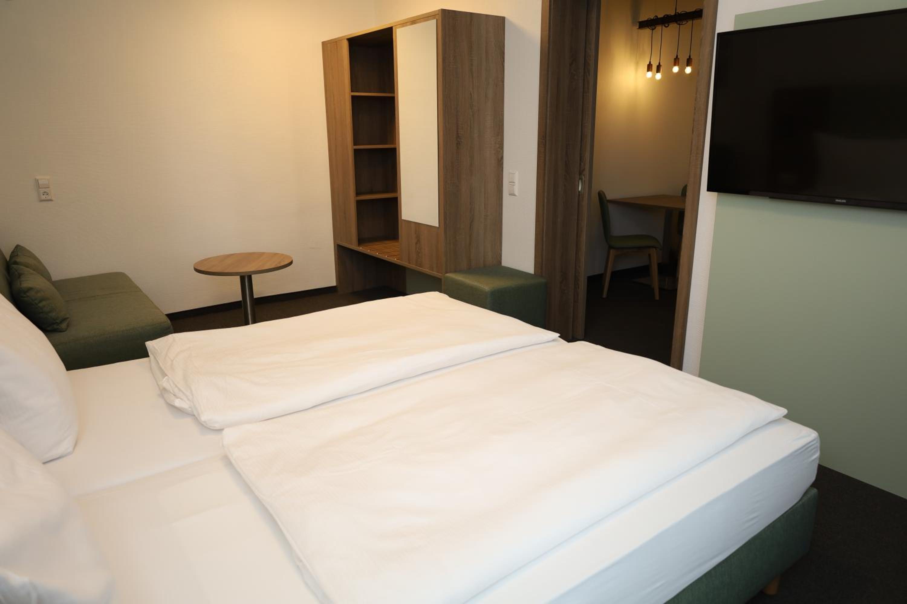 Business Triple Room - Photo 1
