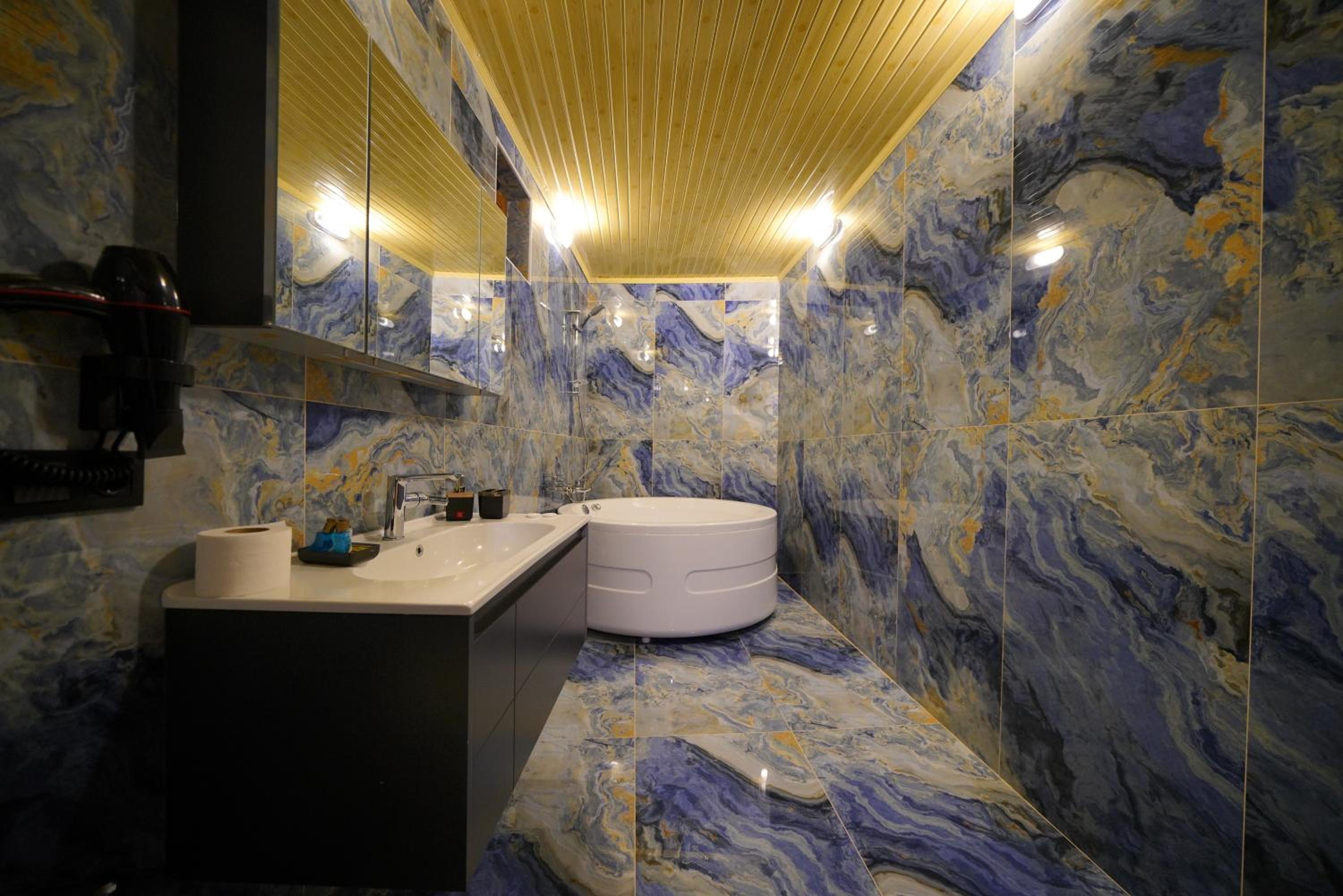 Deluxe Cave Room - Photo 37