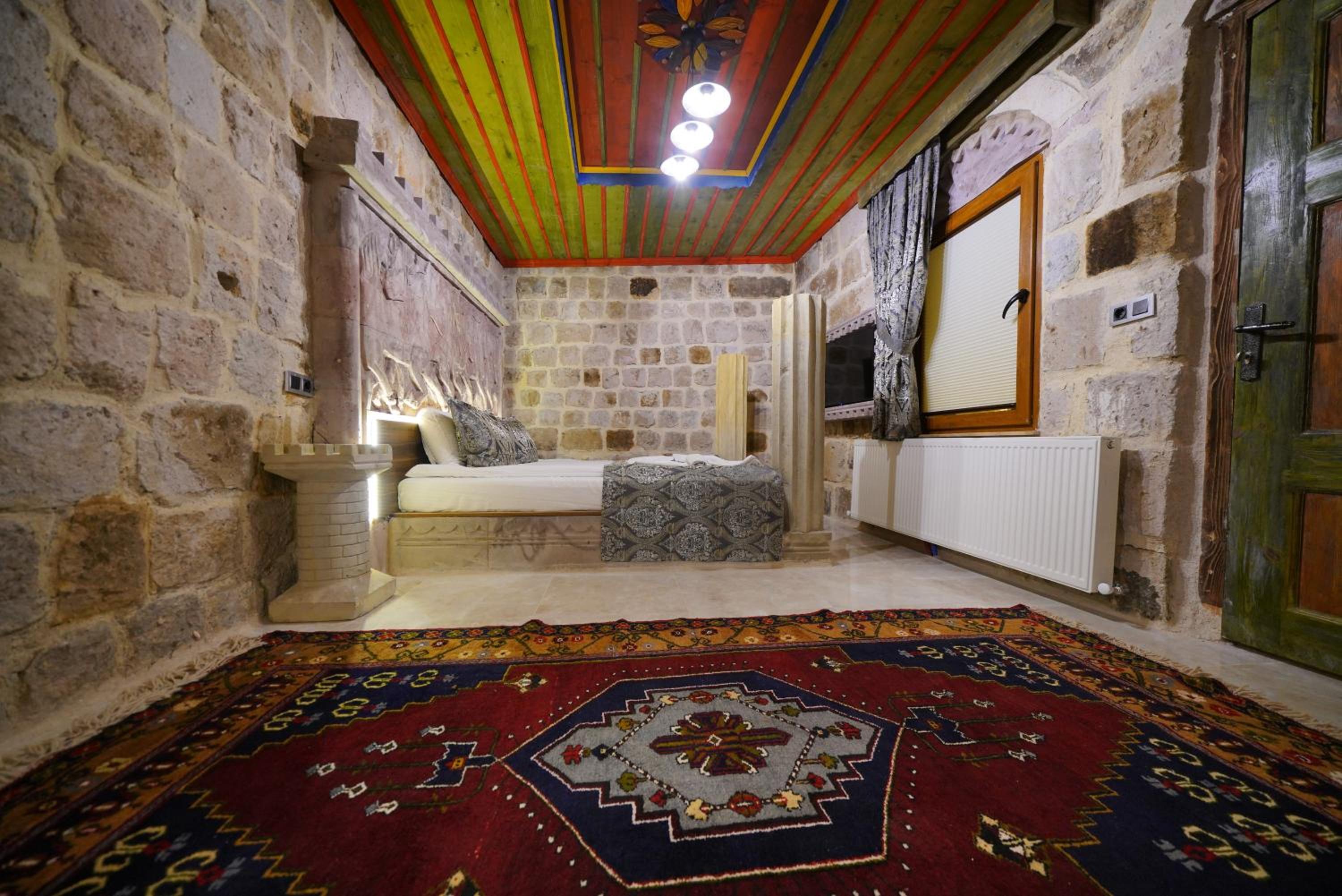 Deluxe Cave Room - Photo 59