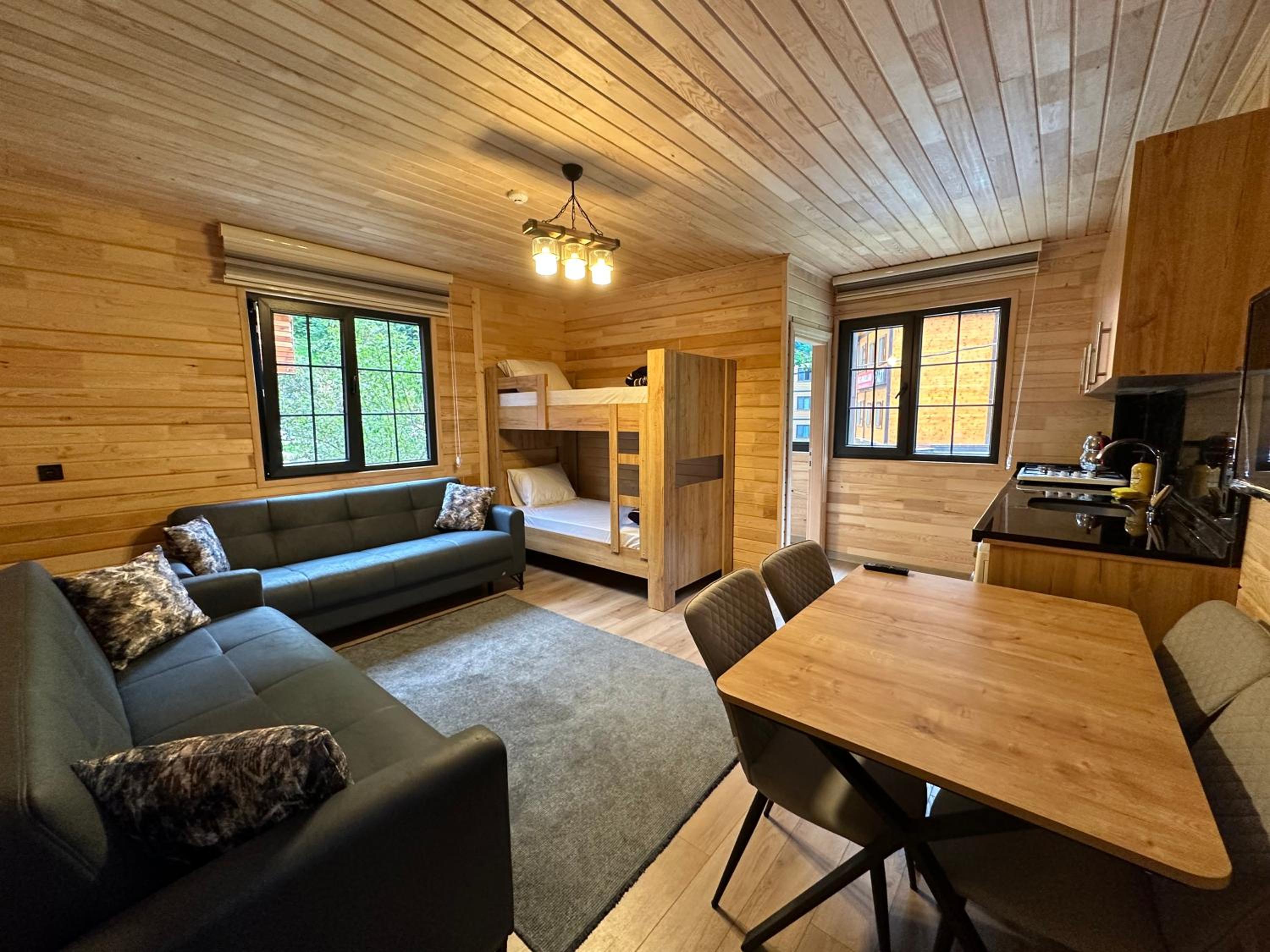 King Suite with Balcony photo 2