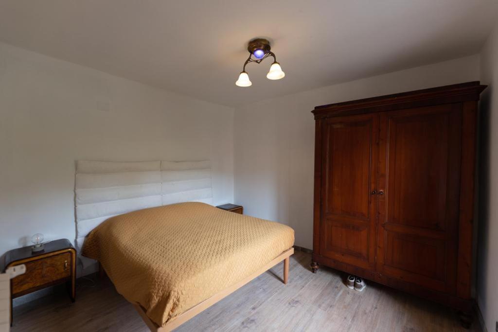 One-Bedroom House photo 1