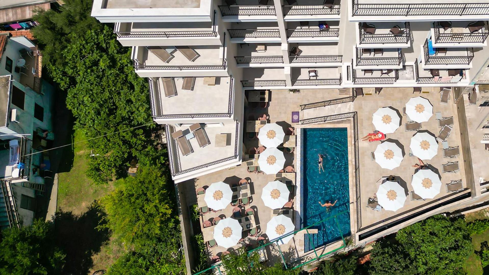 Standard Double or Twin Room with Balcony - Photo 4