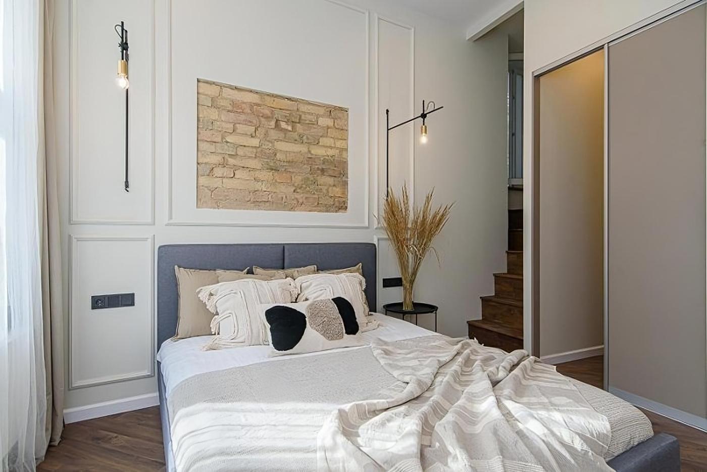 Apartment with Balcony