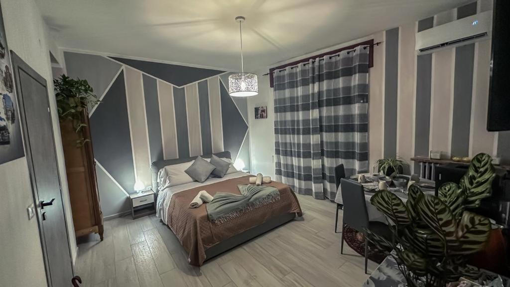 Two-Bedroom Apartment - Photo 9