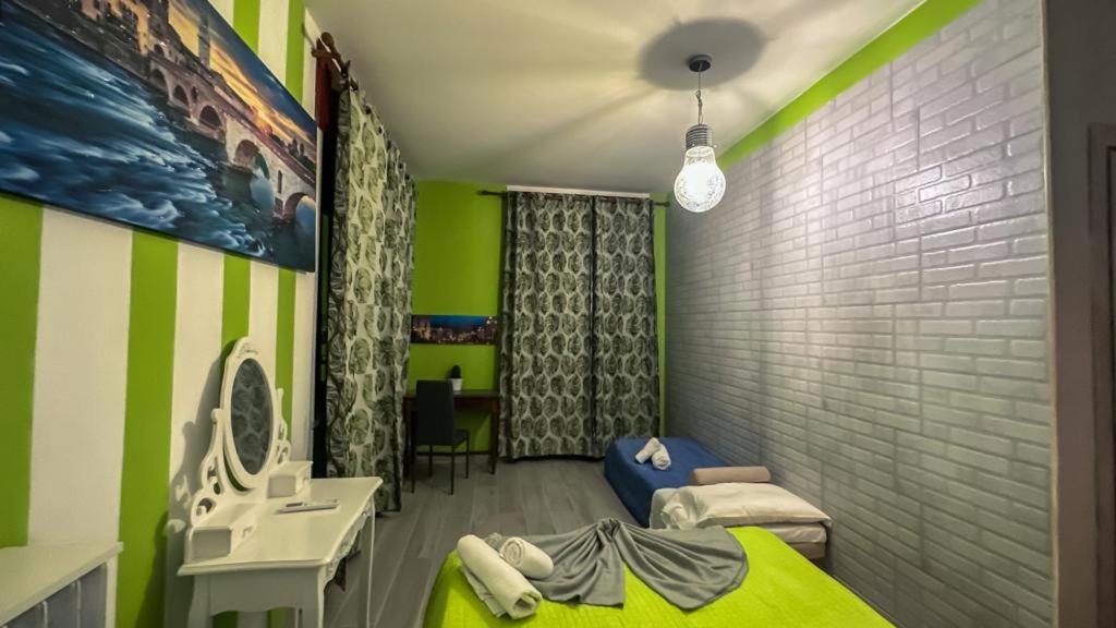 Two-Bedroom Apartment - Photo 4