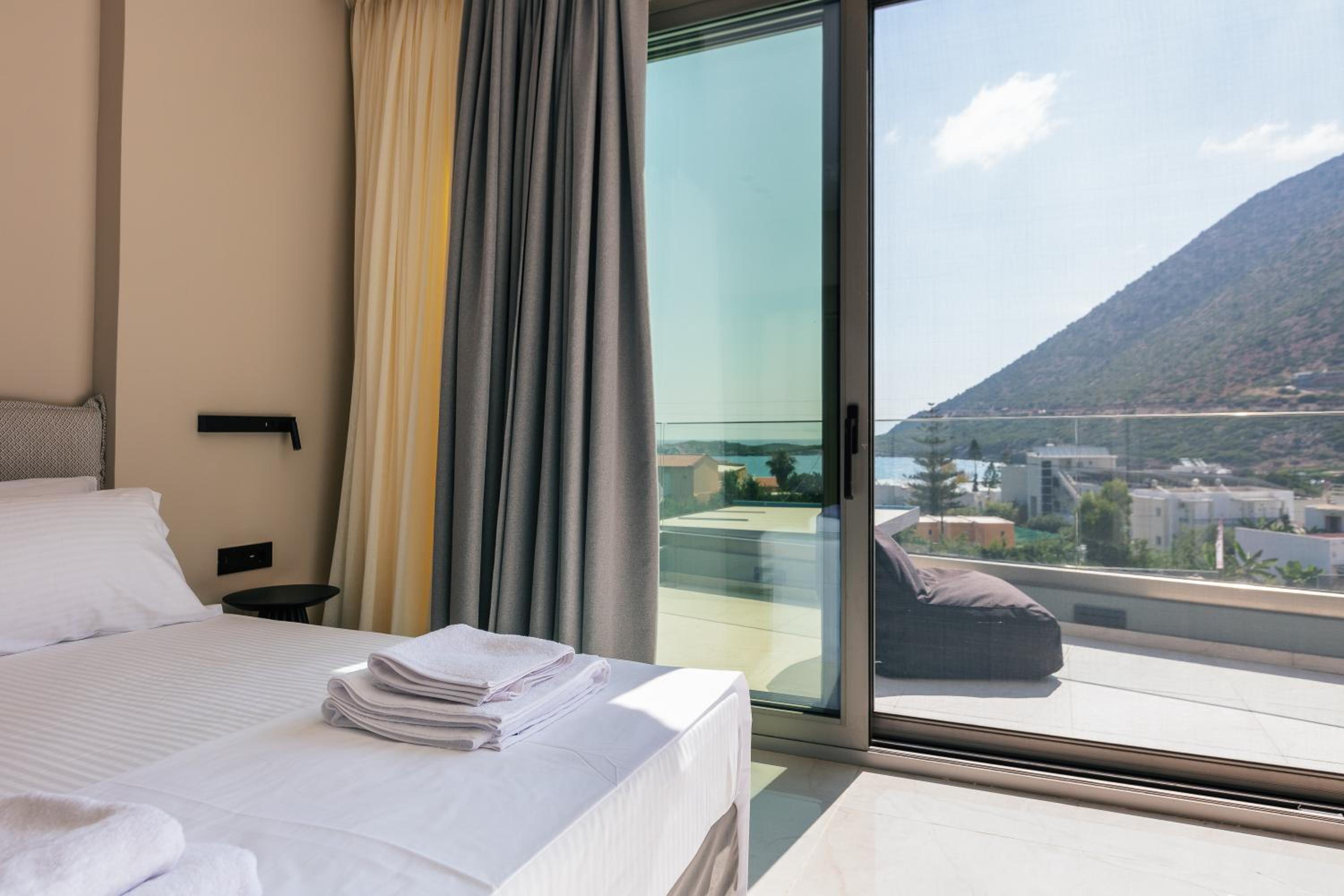 Villa with Sea View