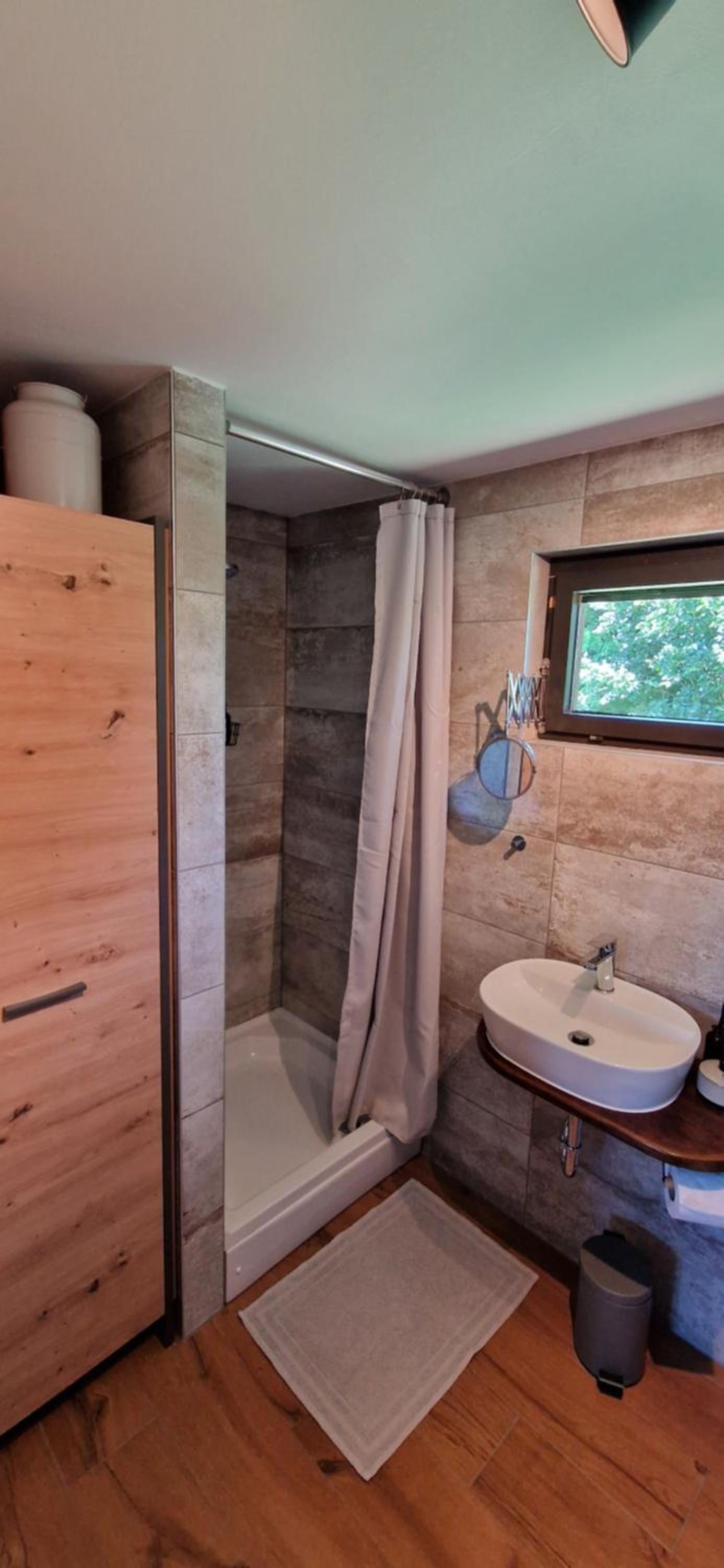 One-Bedroom House photo 2