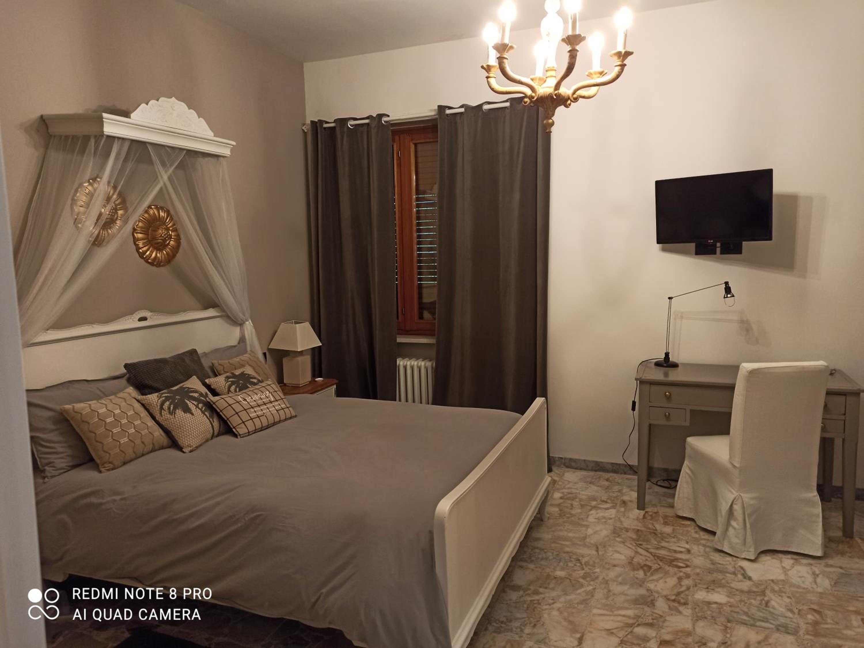 Double Room with Private Bathroom photo 1
