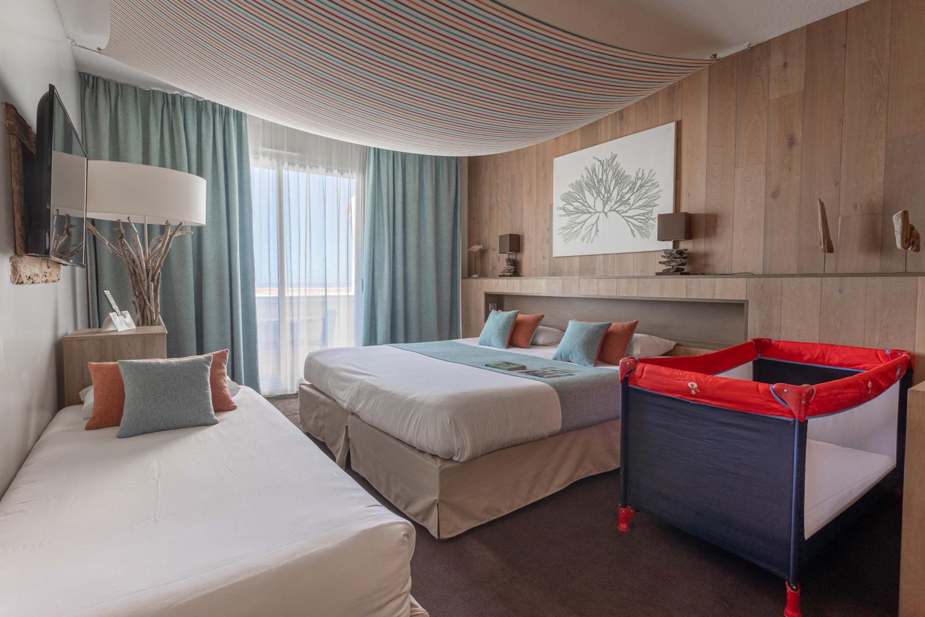 Superior Triple Room - Photo 2