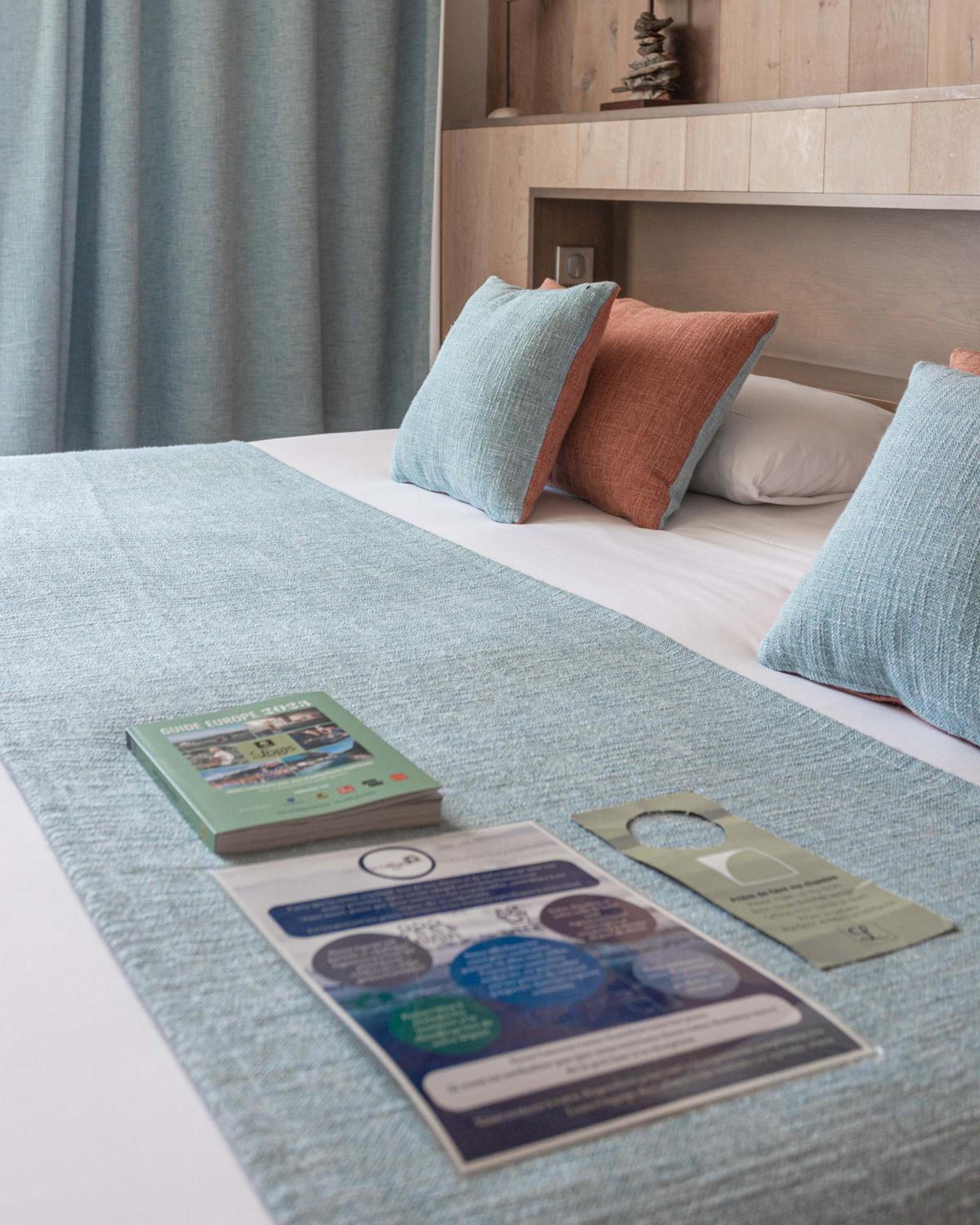 Superior Double Room - Photo 11