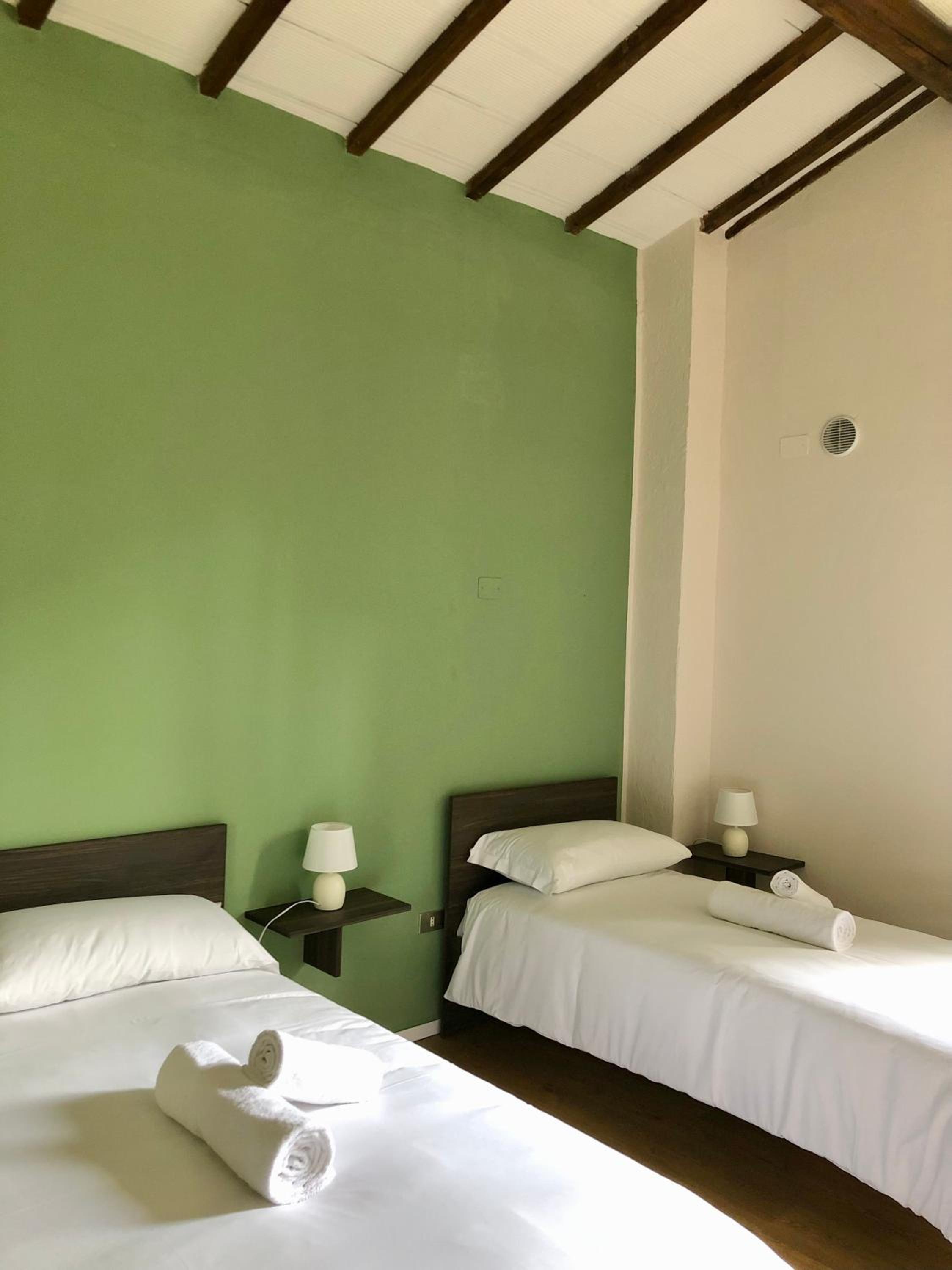 Quadruple Room - Photo 3