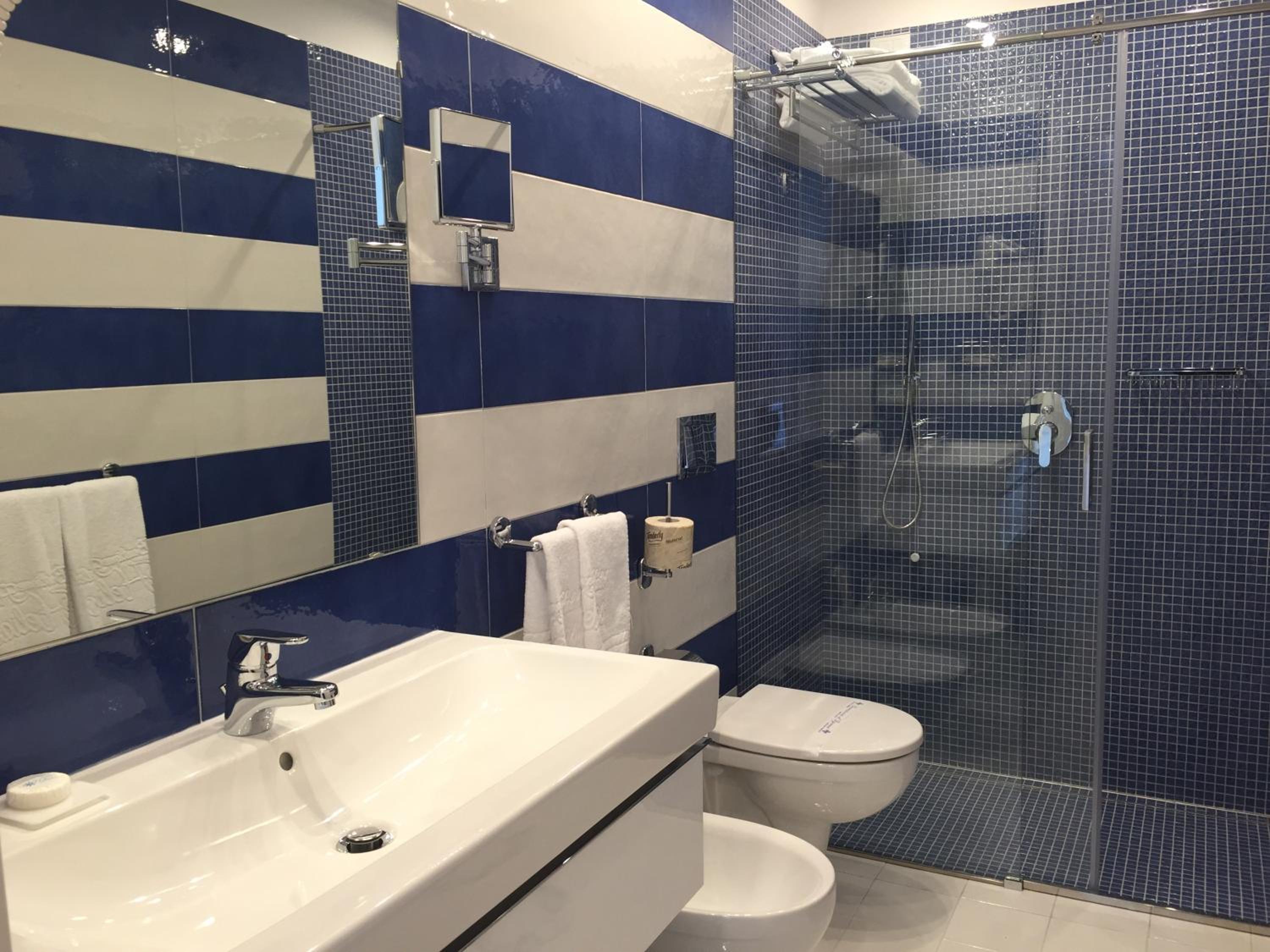 Available room