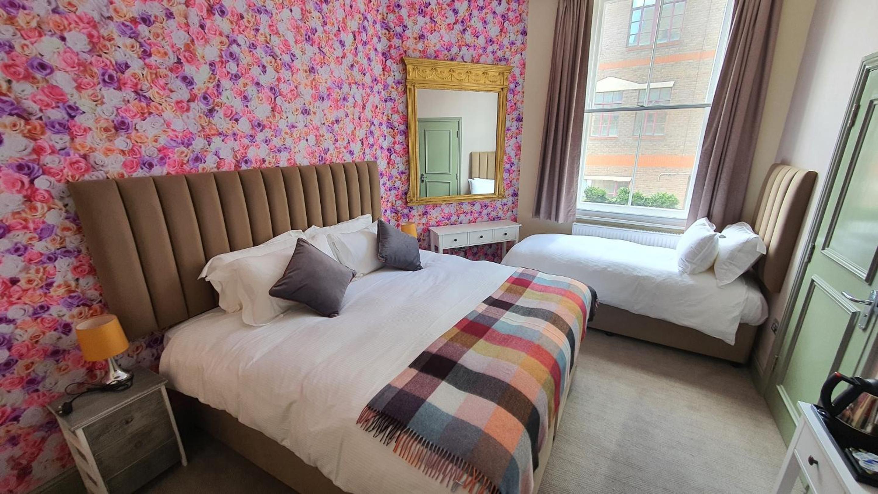 Triple Room photo 2