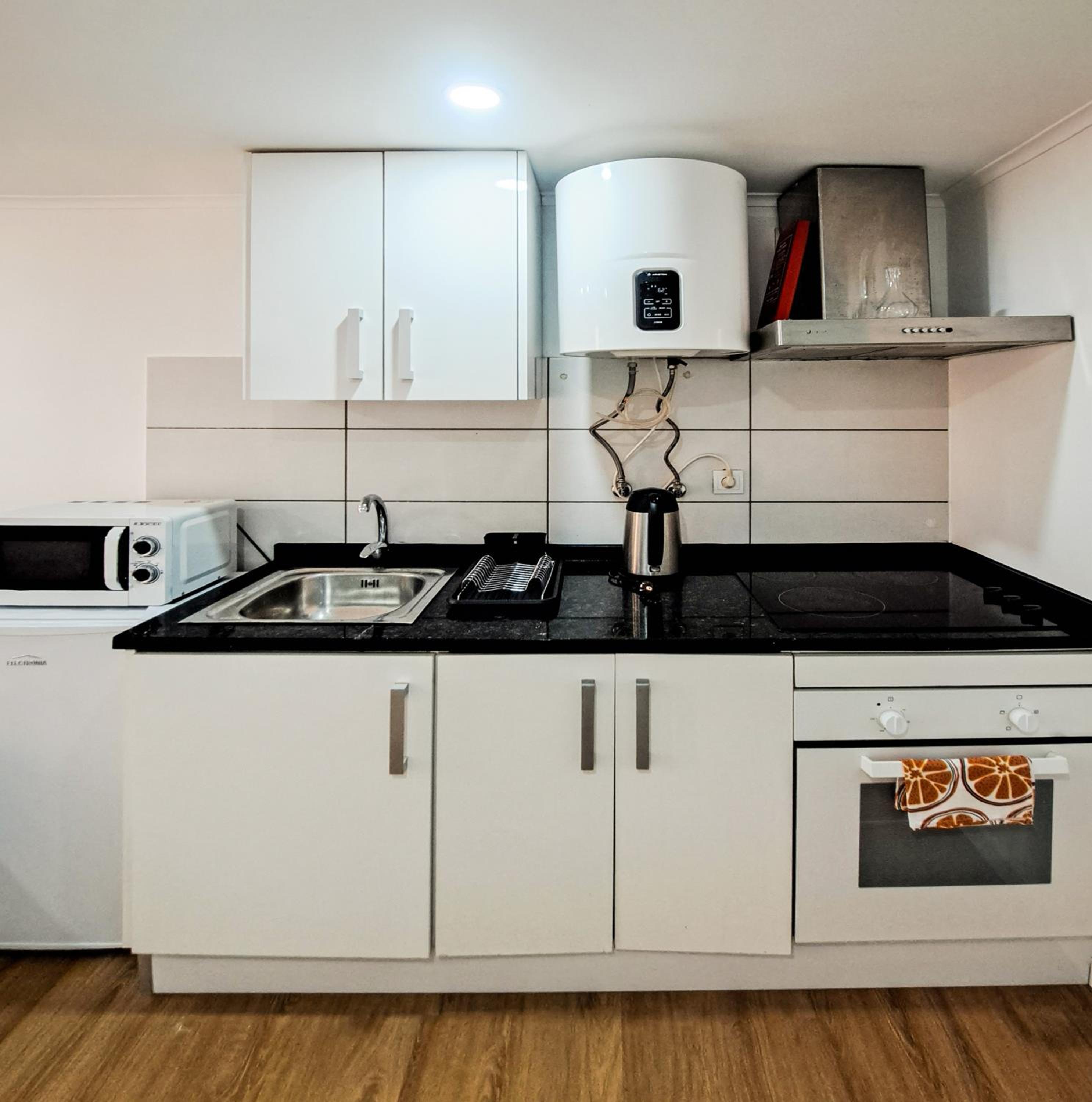 Apartment - Ground Floor photo 3