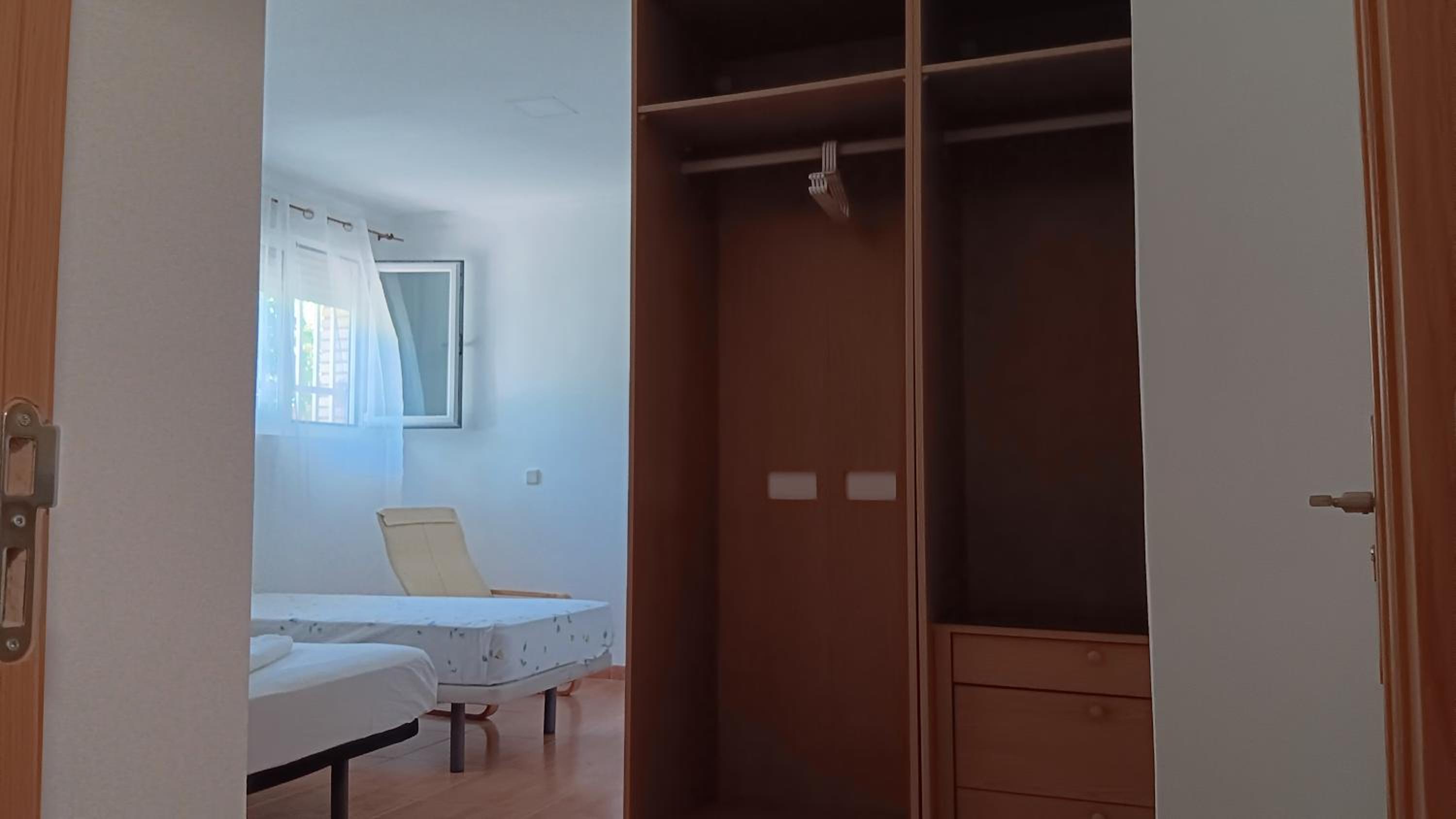 Triple Room with Private Bathroom photo 3