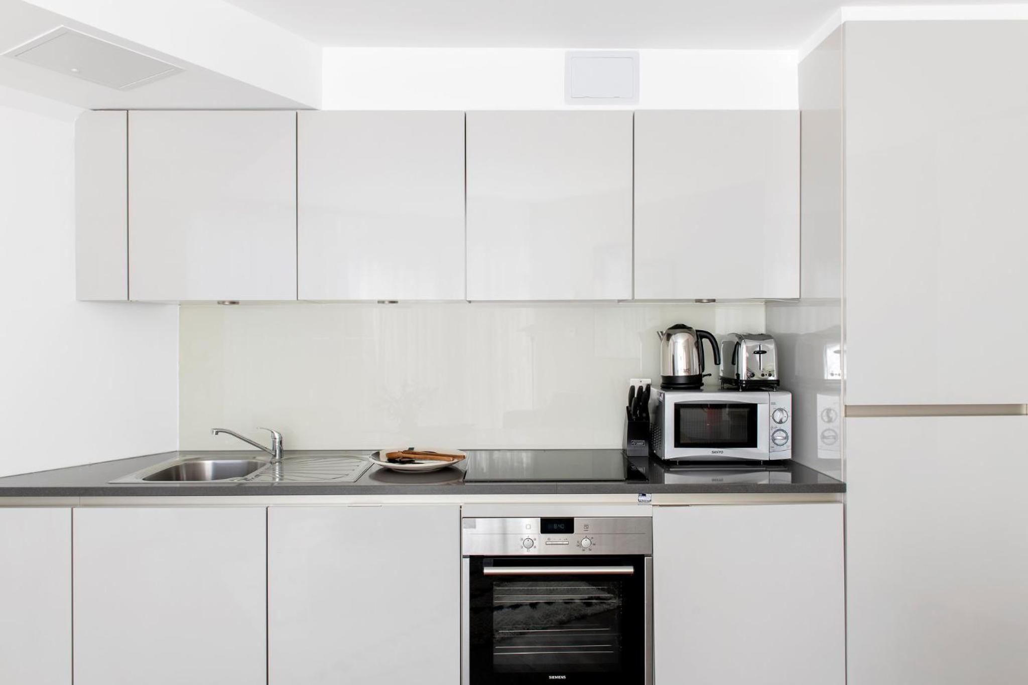 Superior One-Bedroom Apartment photo 3