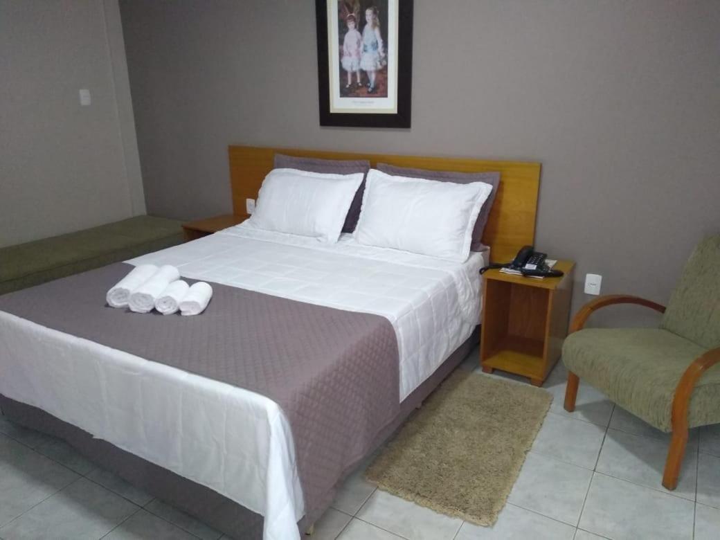 Suite - Photo 4