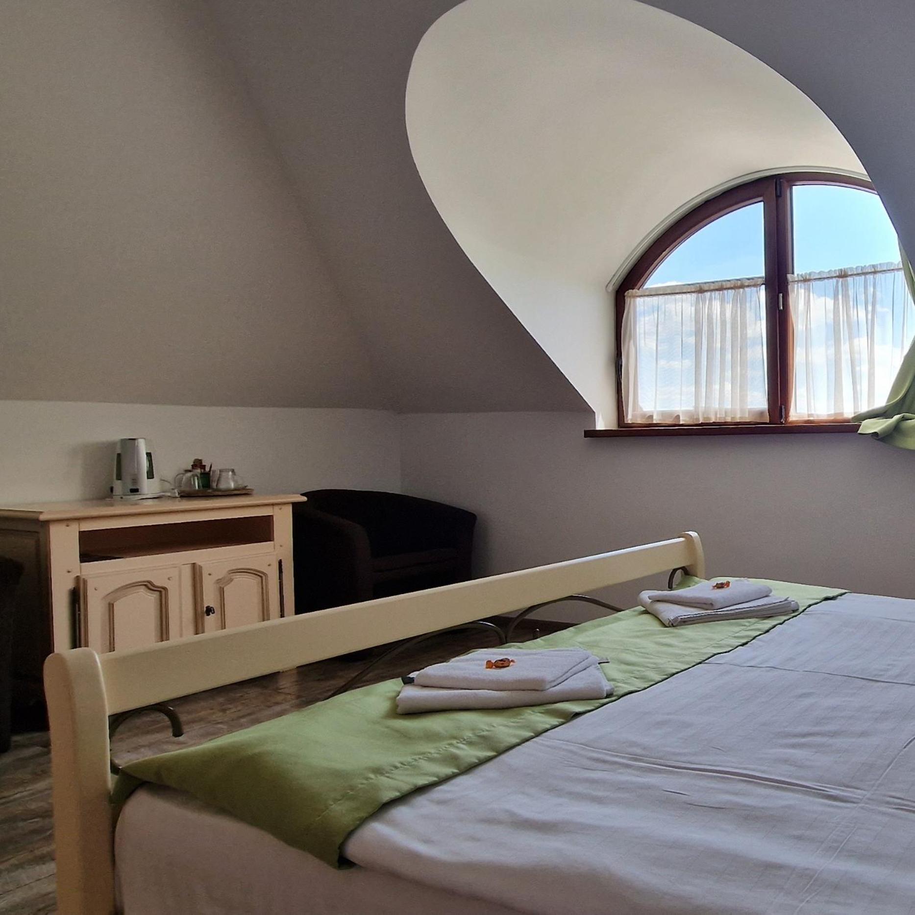 Deluxe Family Suite