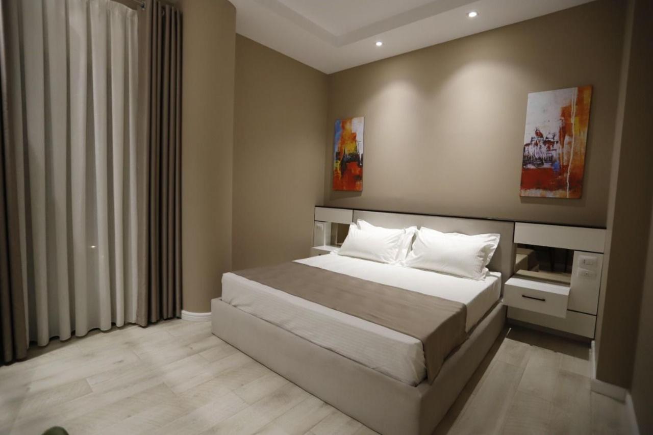 Standard Queen Room photo 3