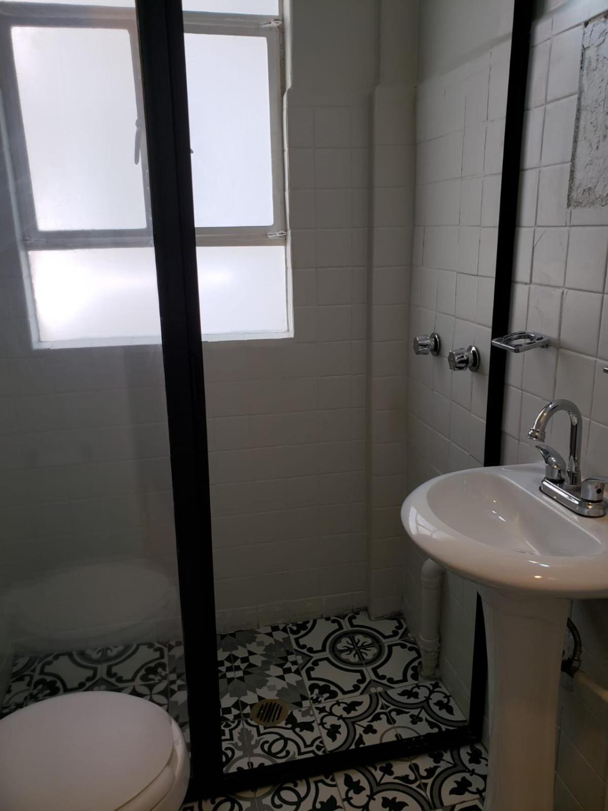 Deluxe Junior Suite - Photo 13