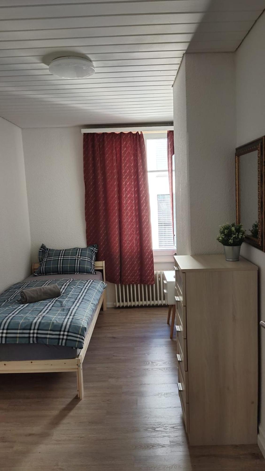 Double Room - Photo 9