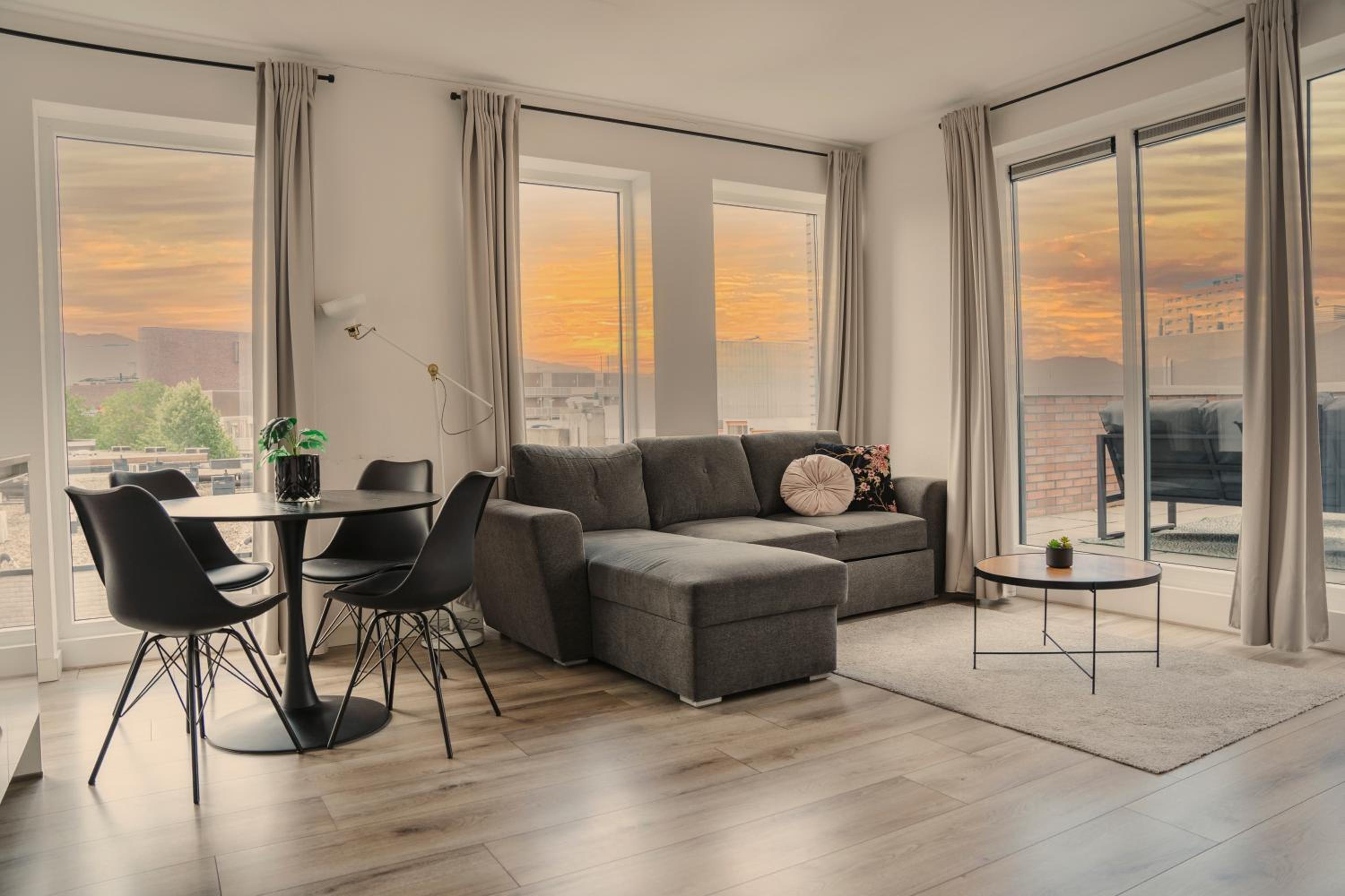 Two-Bedroom Apartment - Photo 17