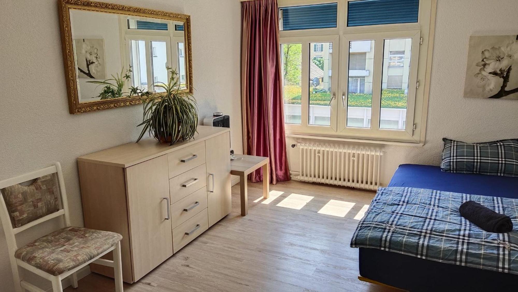 Double Room - Photo 17