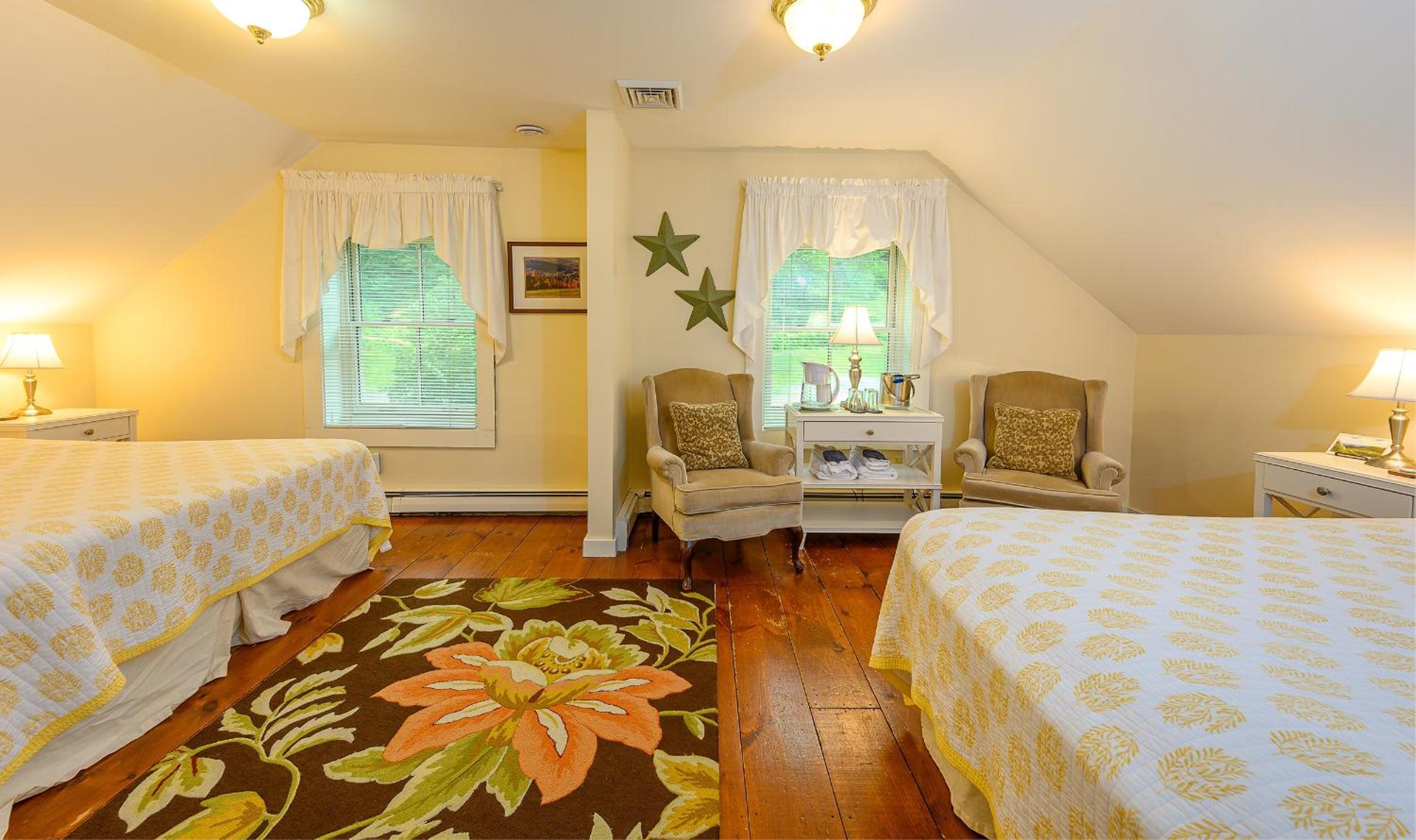 Double Room with Extra Bed photo 1