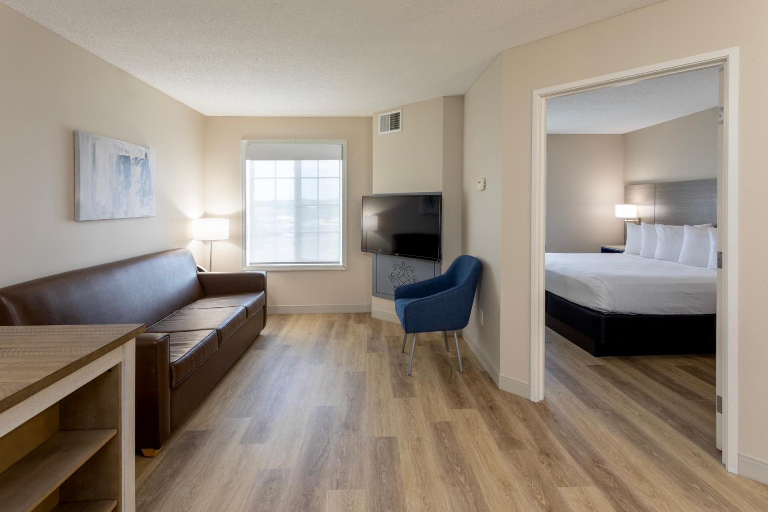 Quadruple Room - Photo 1