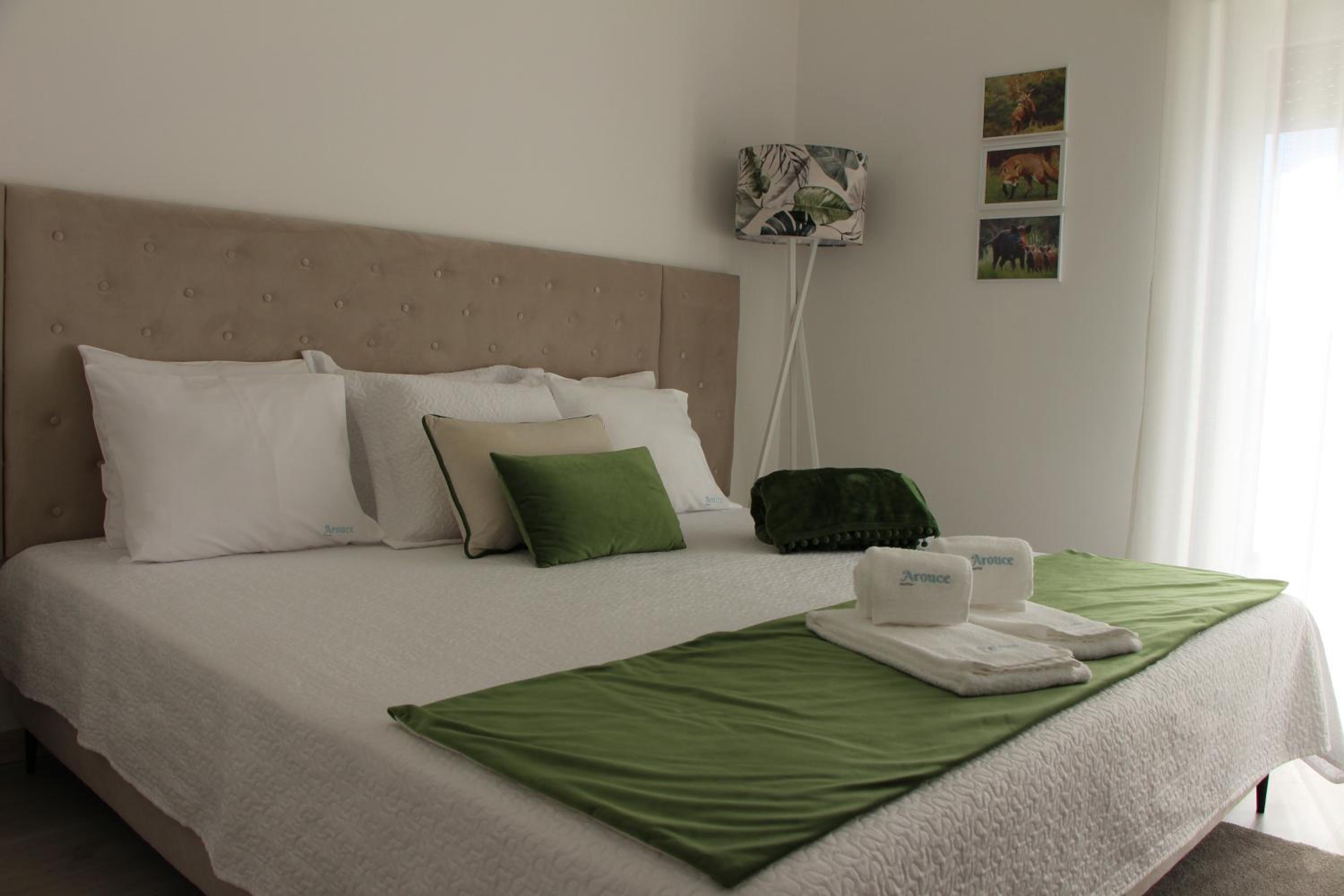Standard Double Room - Photo 7